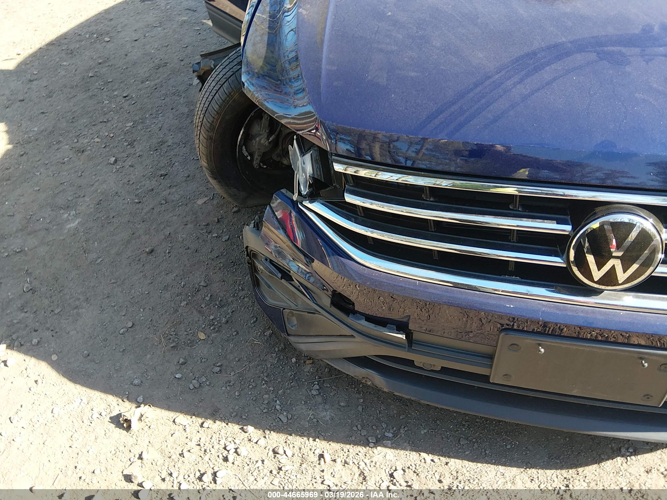 VOLKSWAGEN TIGUAN image 6