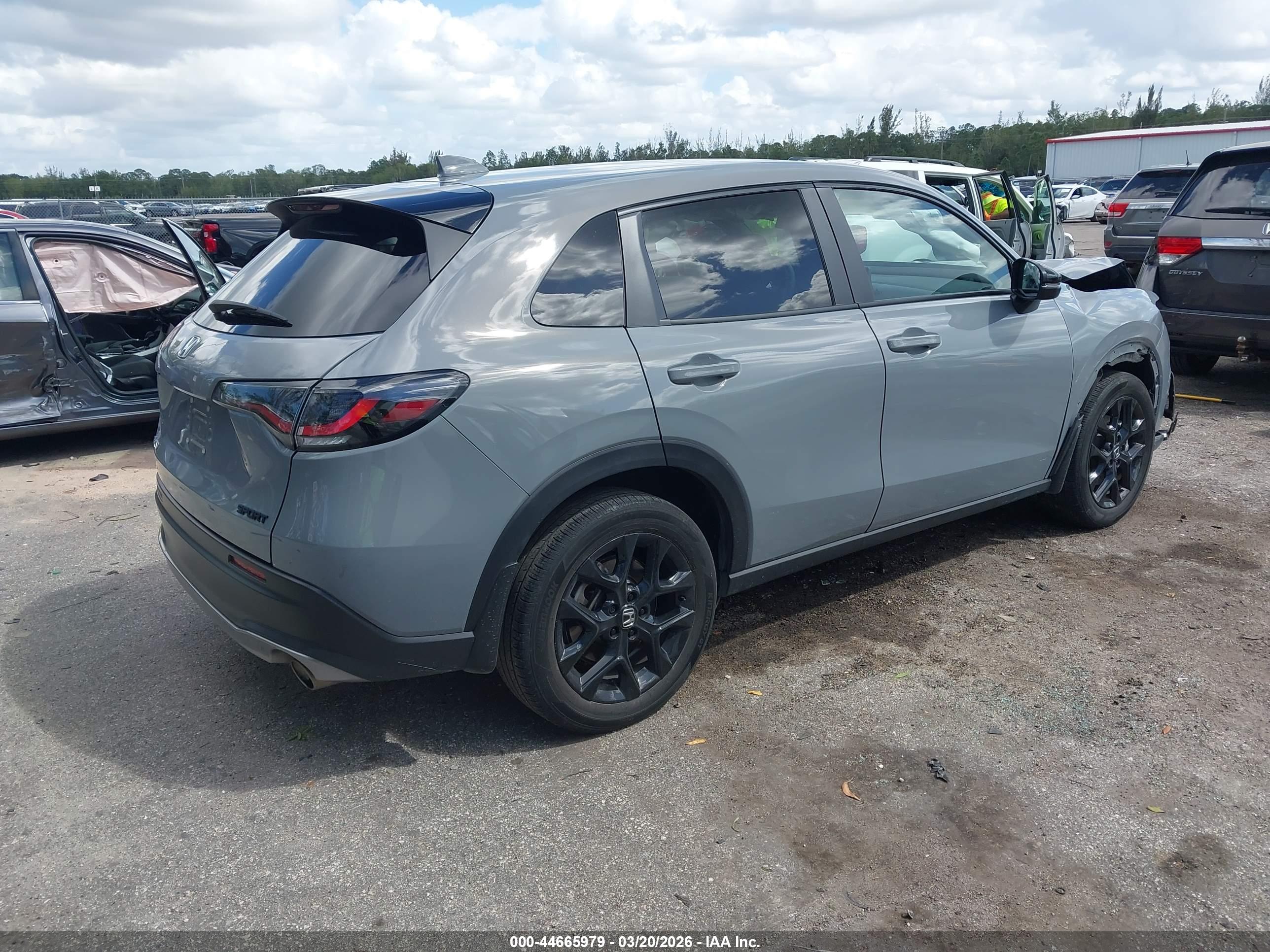HONDA HR-V image 4