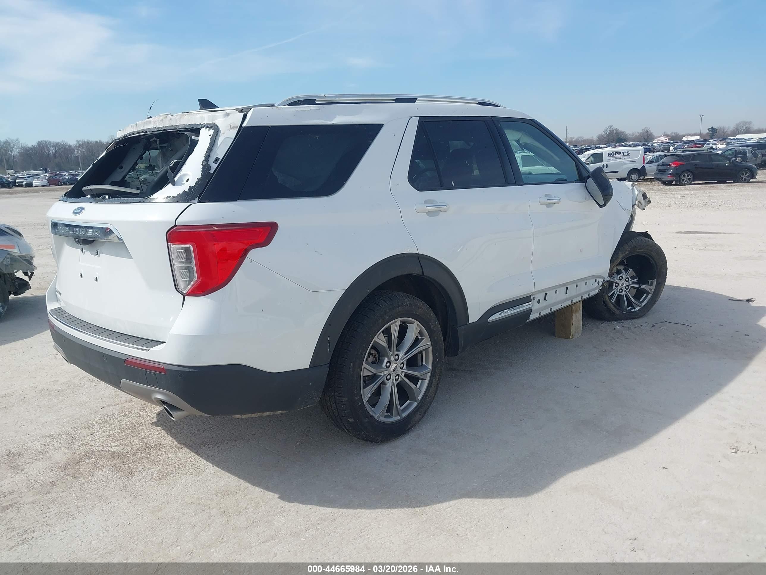 FORD EXPLORER image 4