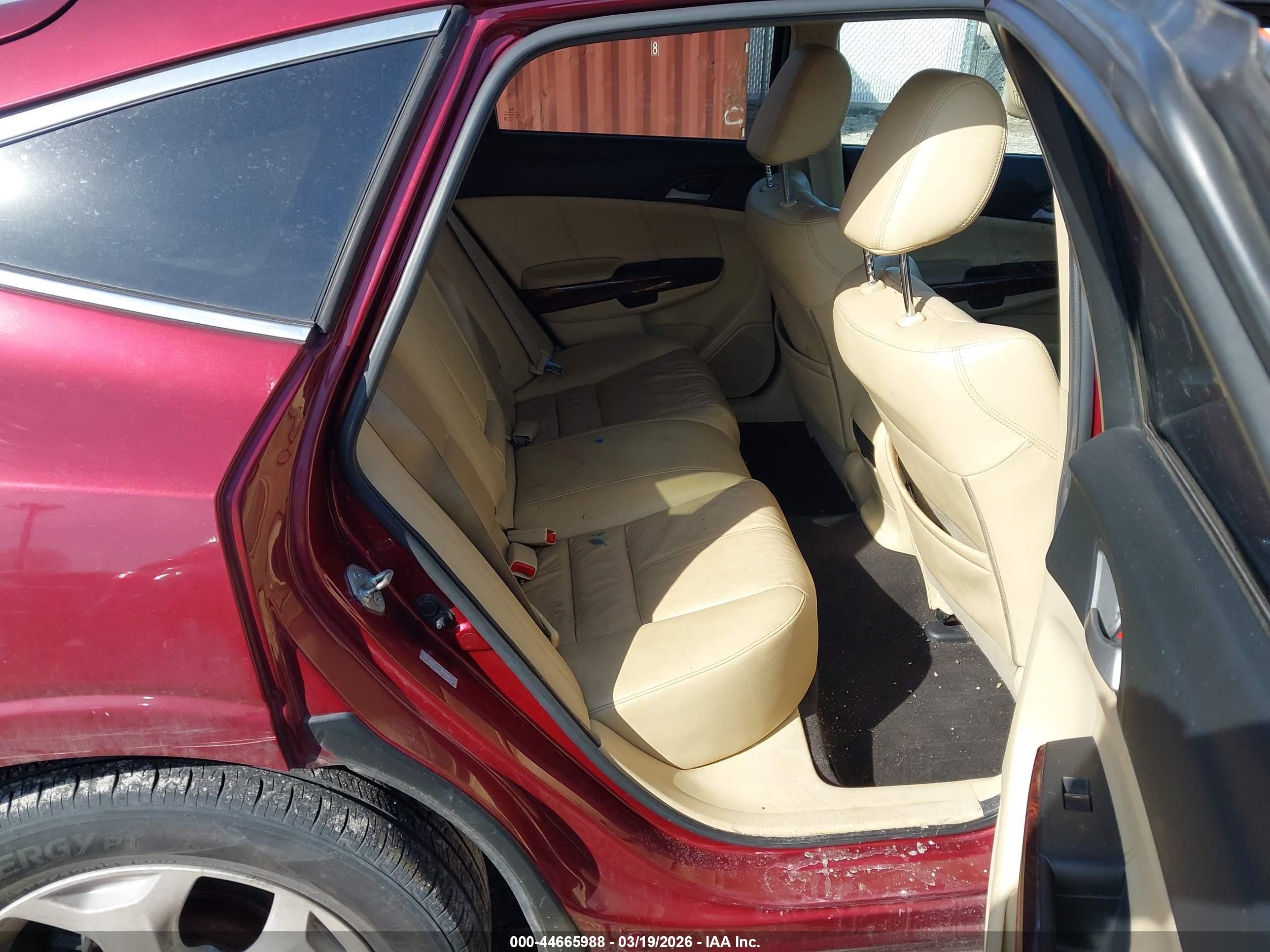 HONDA ACCORD image 8
