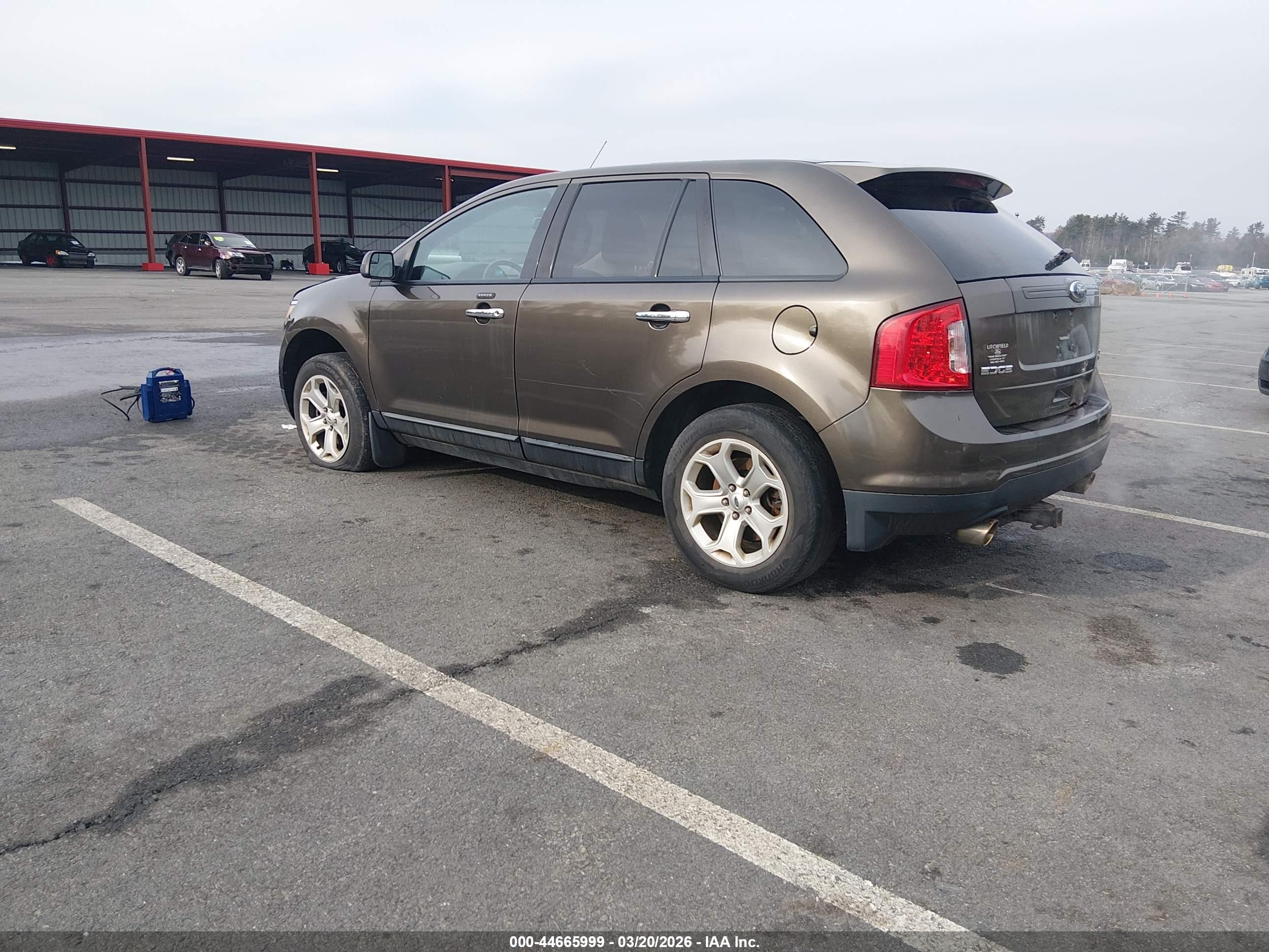 FORD EDGE image 3