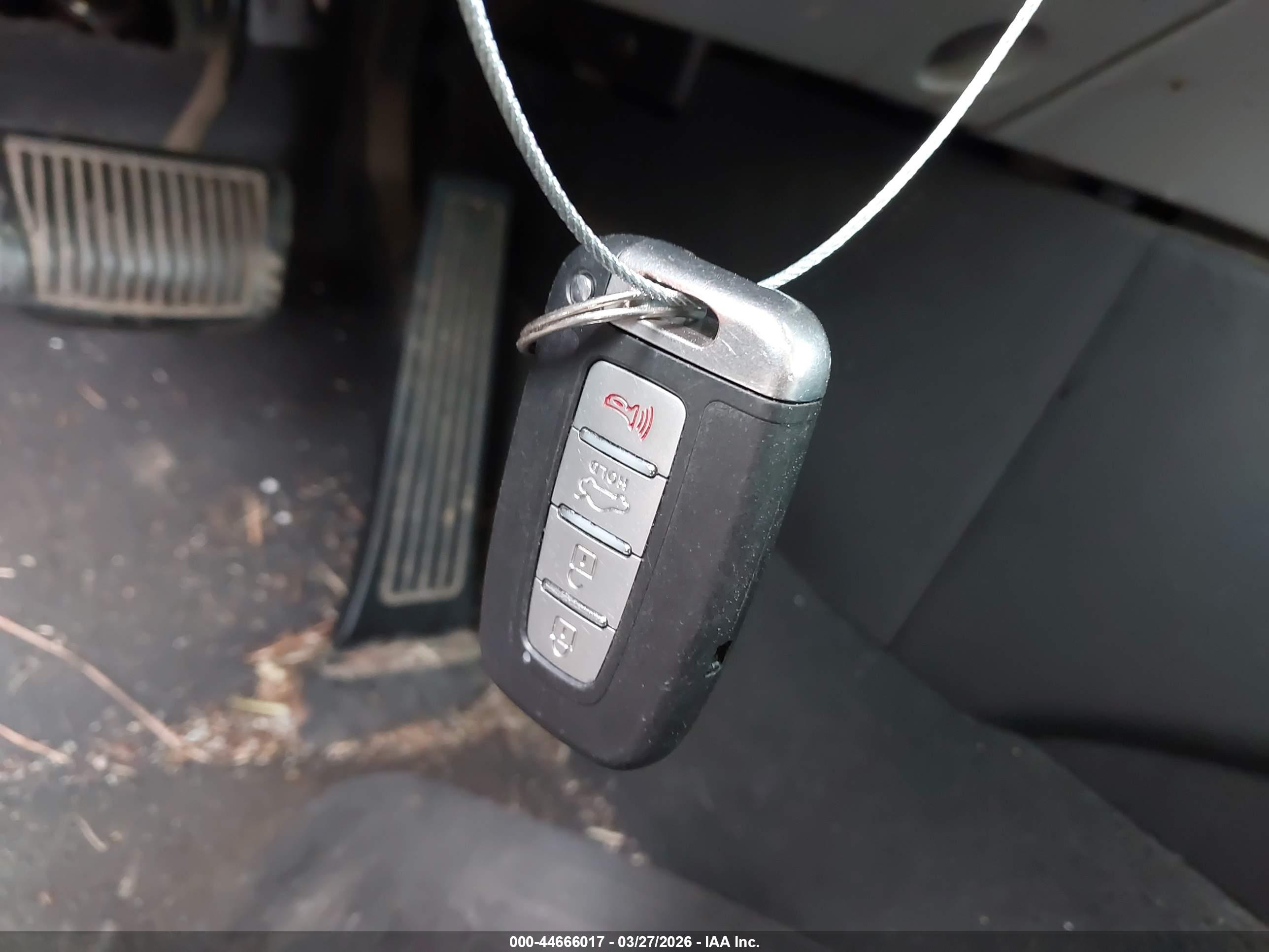 HYUNDAI SONATA image 11