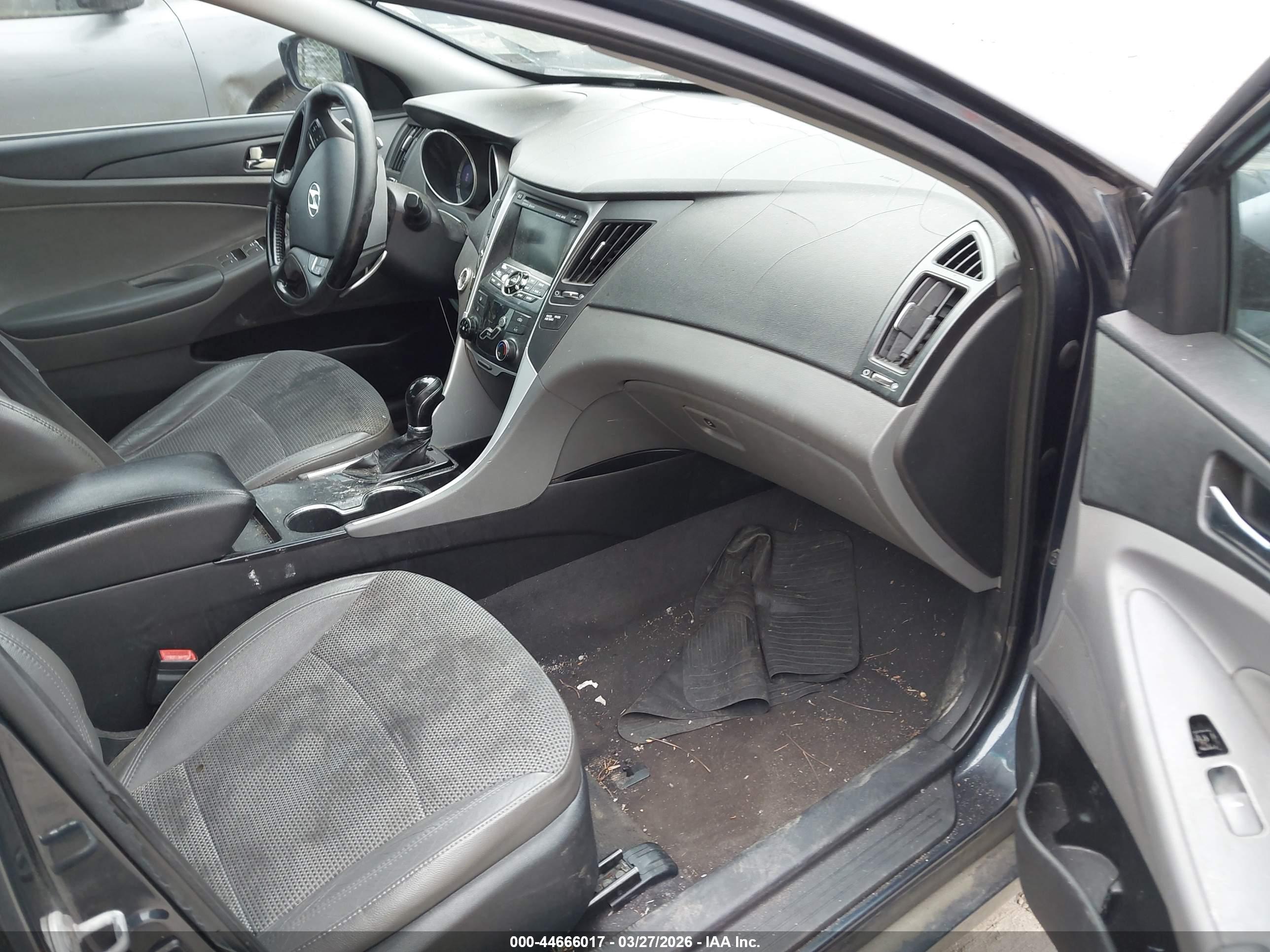HYUNDAI SONATA image 5