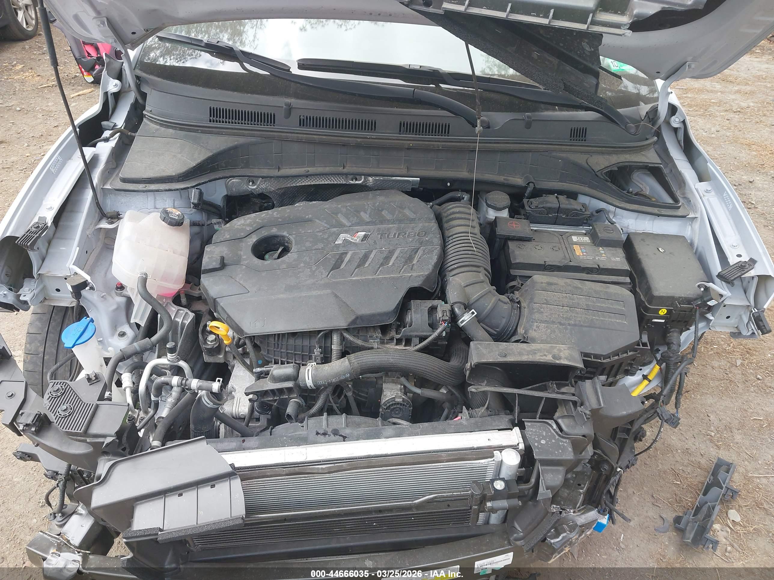 HYUNDAI KONA image 10