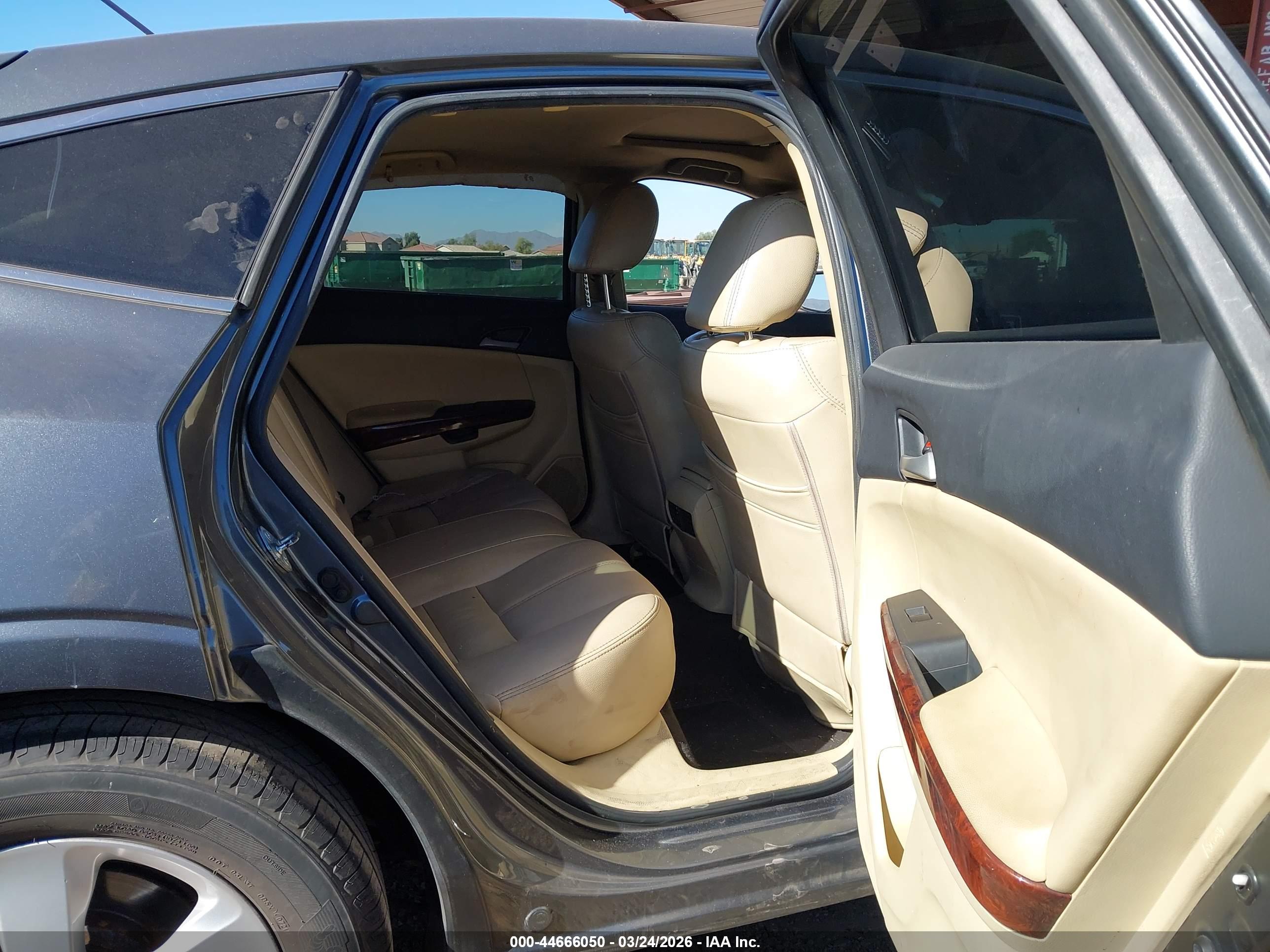 HONDA ACCORD image 8