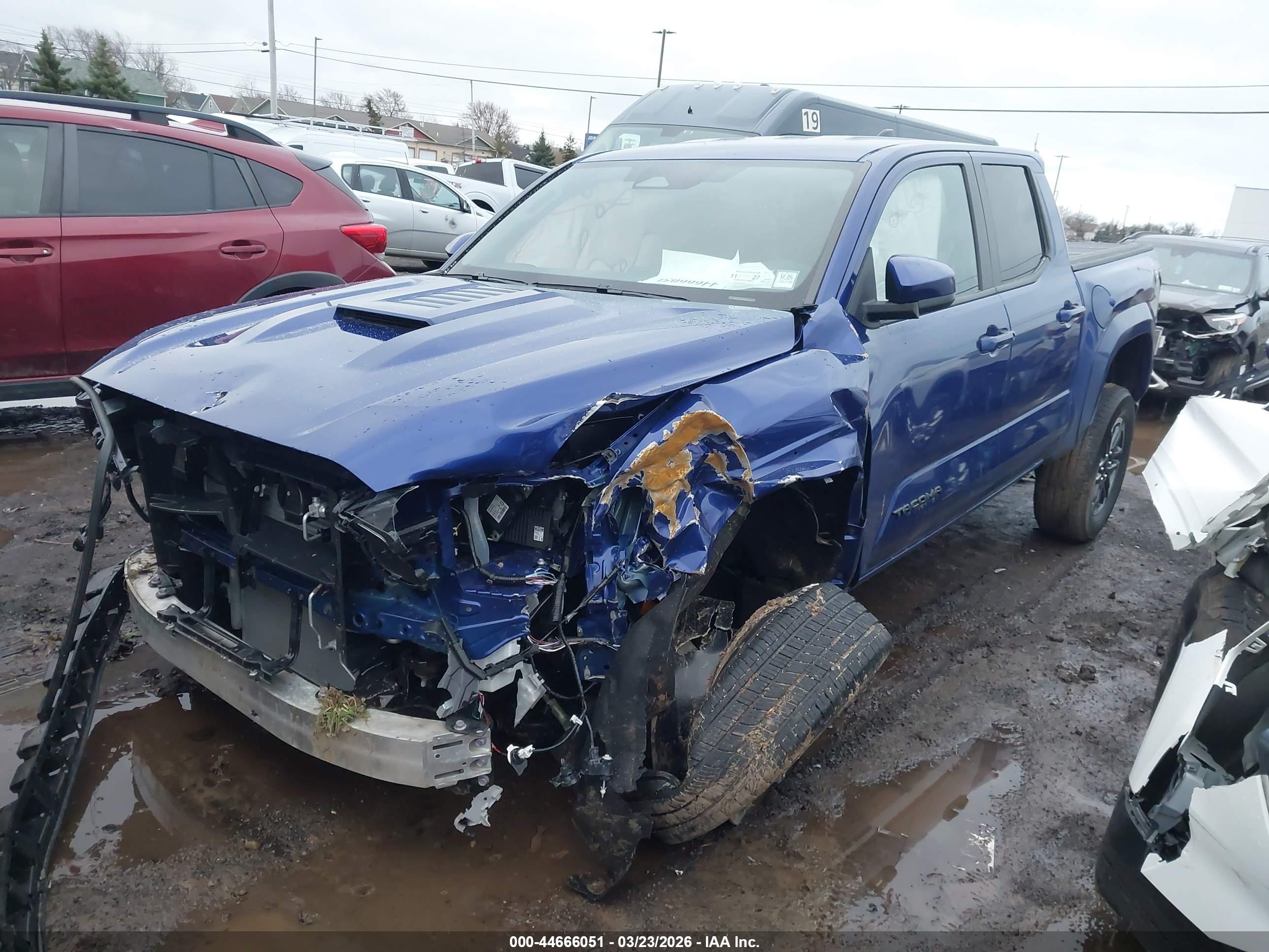 TOYOTA TACOMA image 2