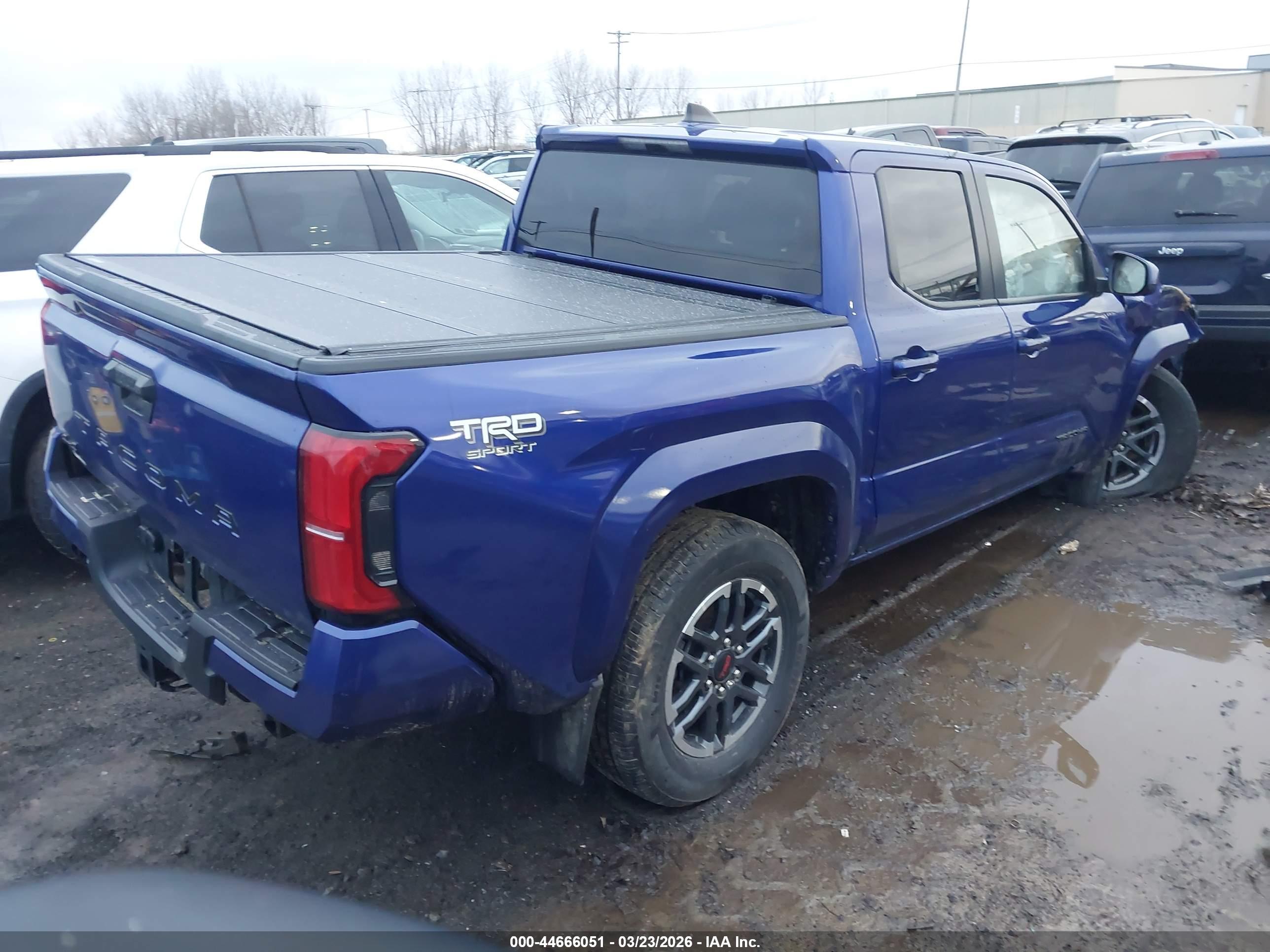 TOYOTA TACOMA image 4