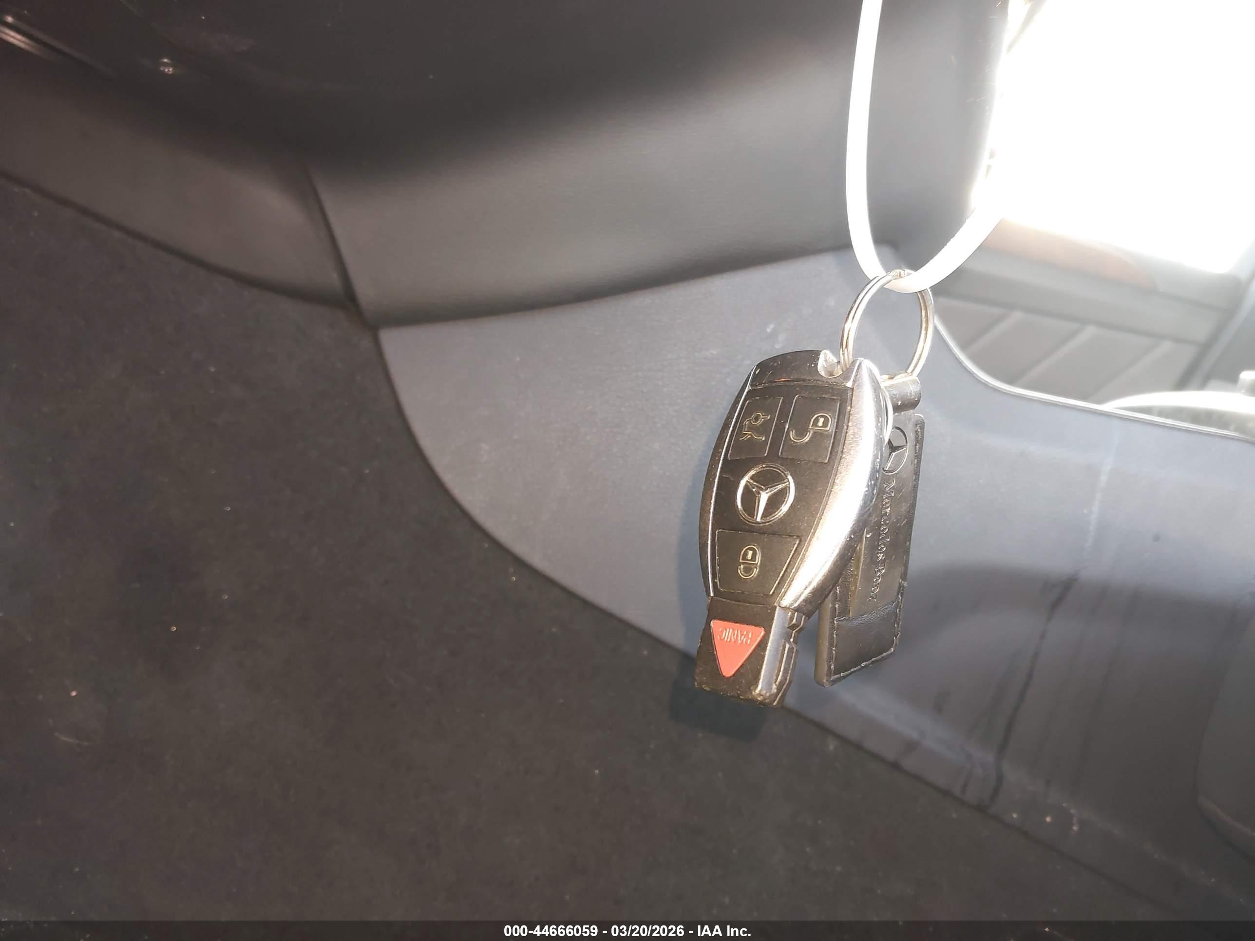 MERCEDES-BENZ GL image 11