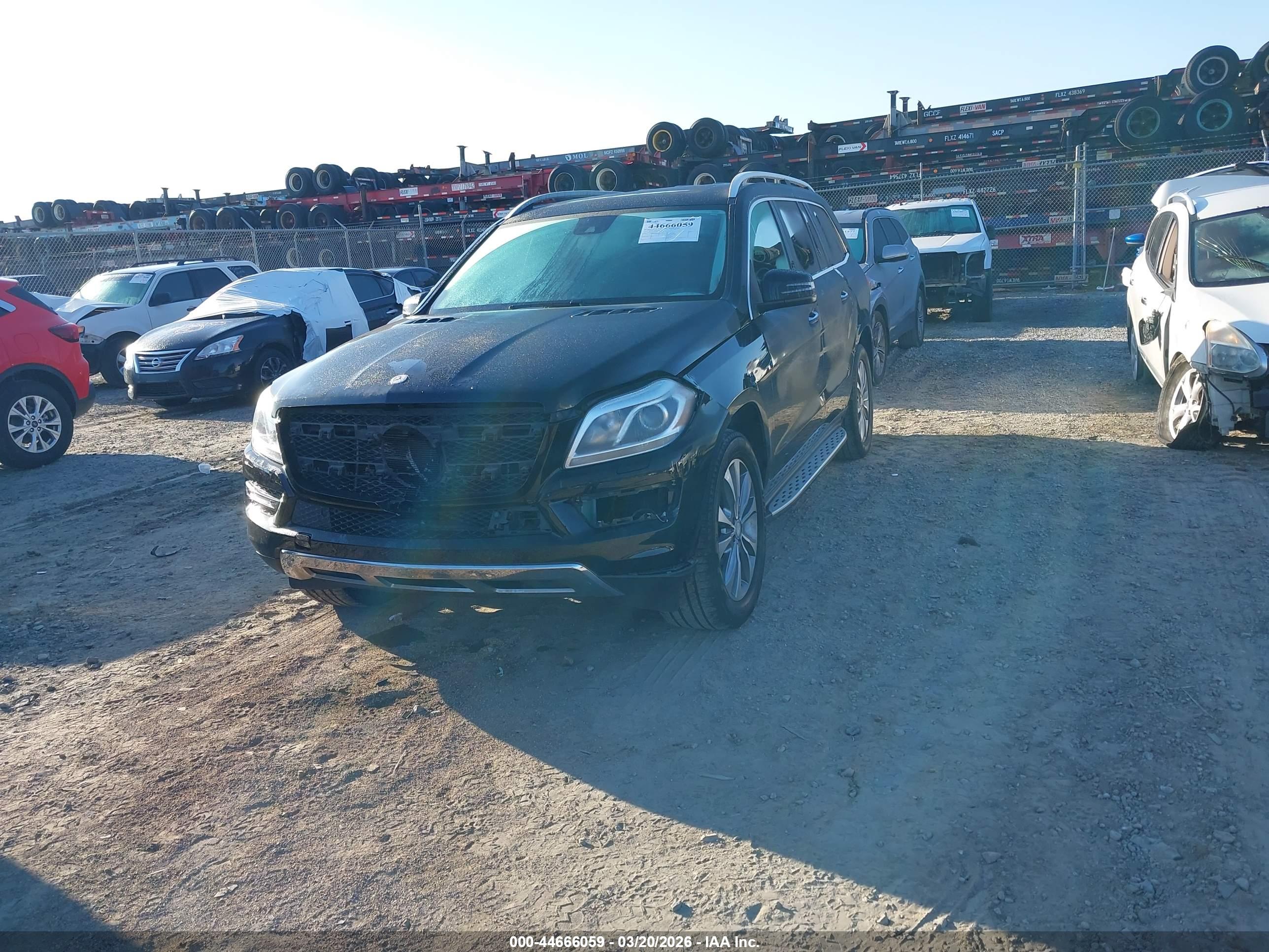 MERCEDES-BENZ GL image 2
