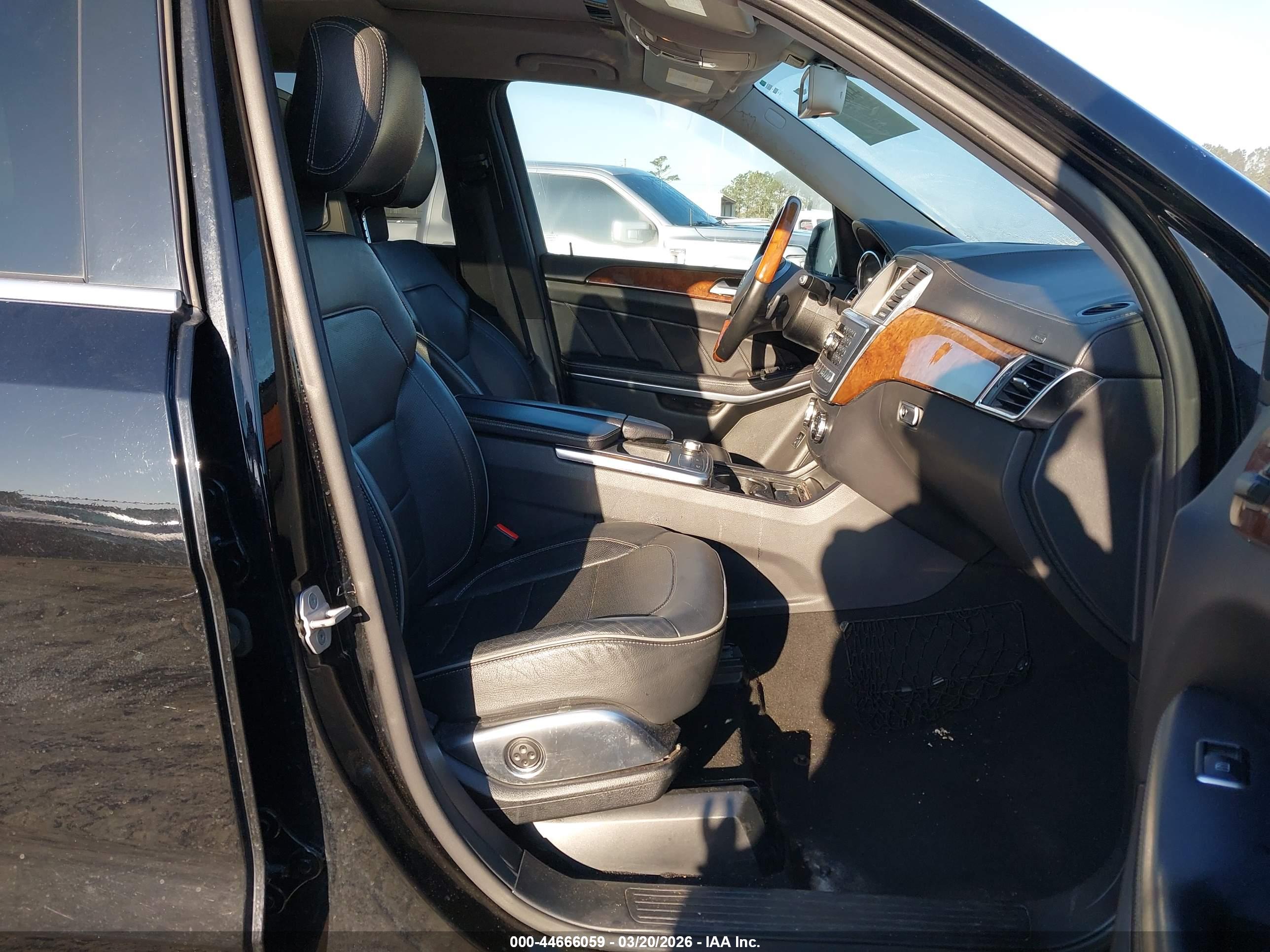 MERCEDES-BENZ GL image 5