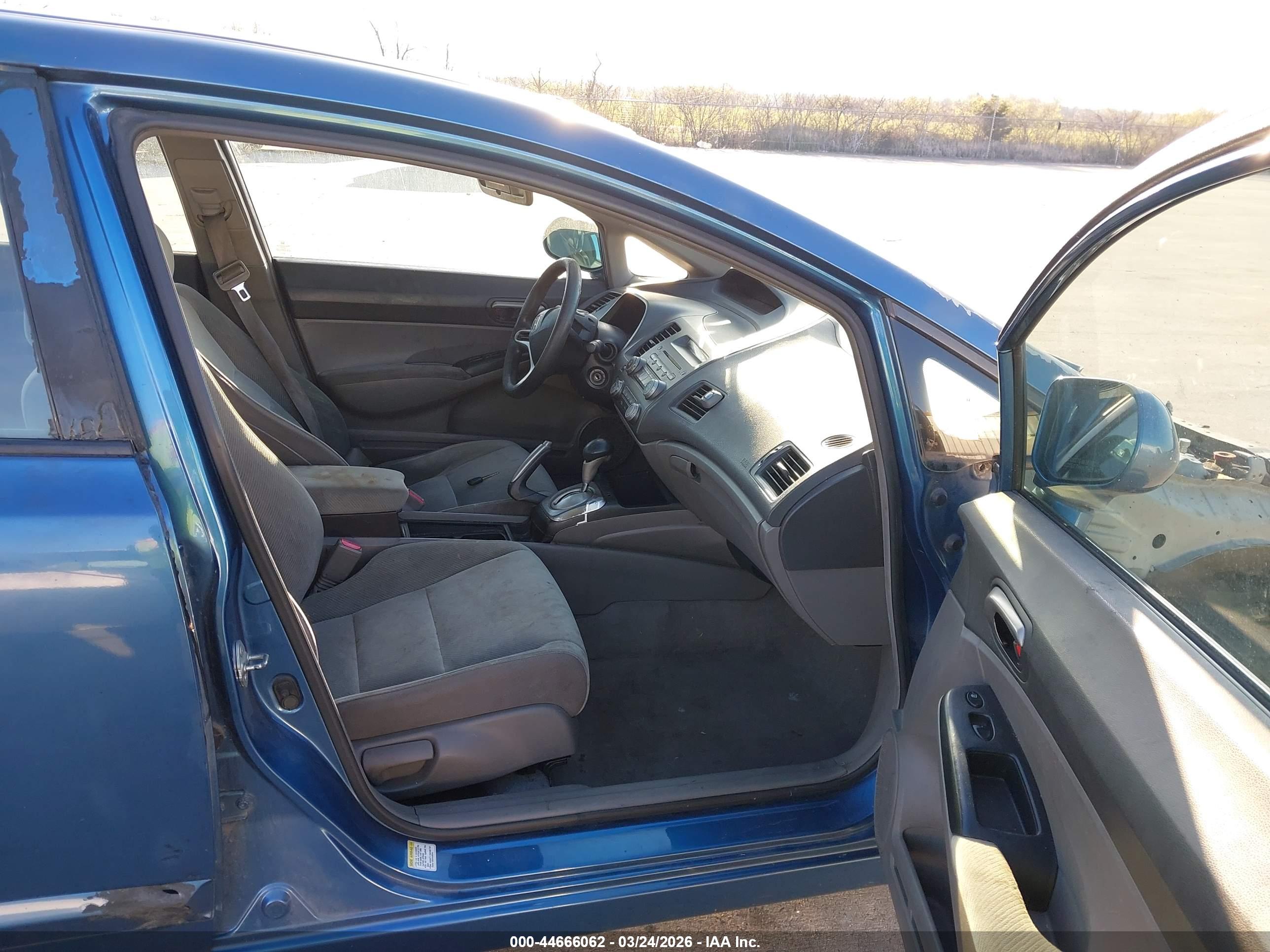HONDA CIVIC image 5