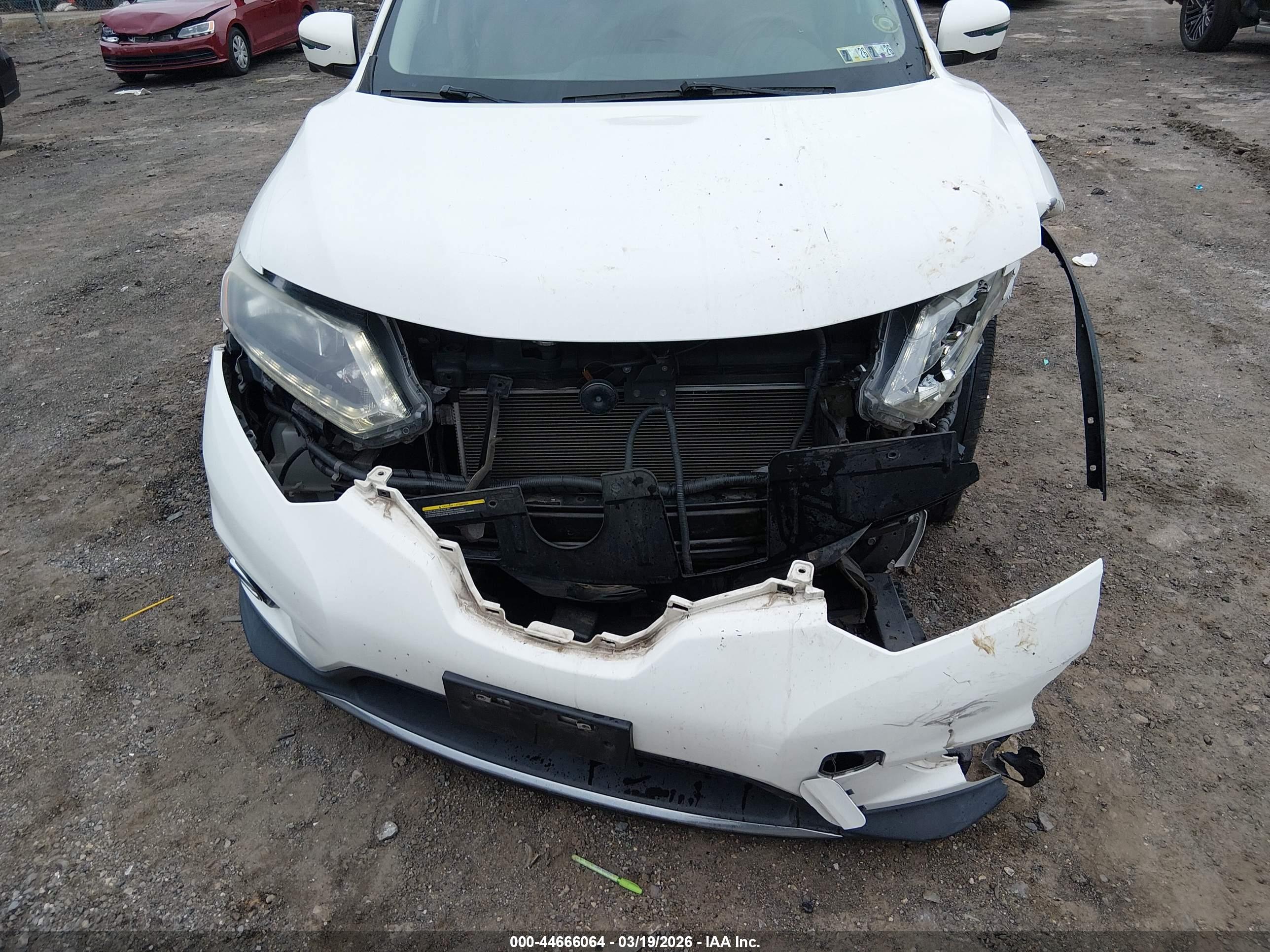 NISSAN ROGUE image 6