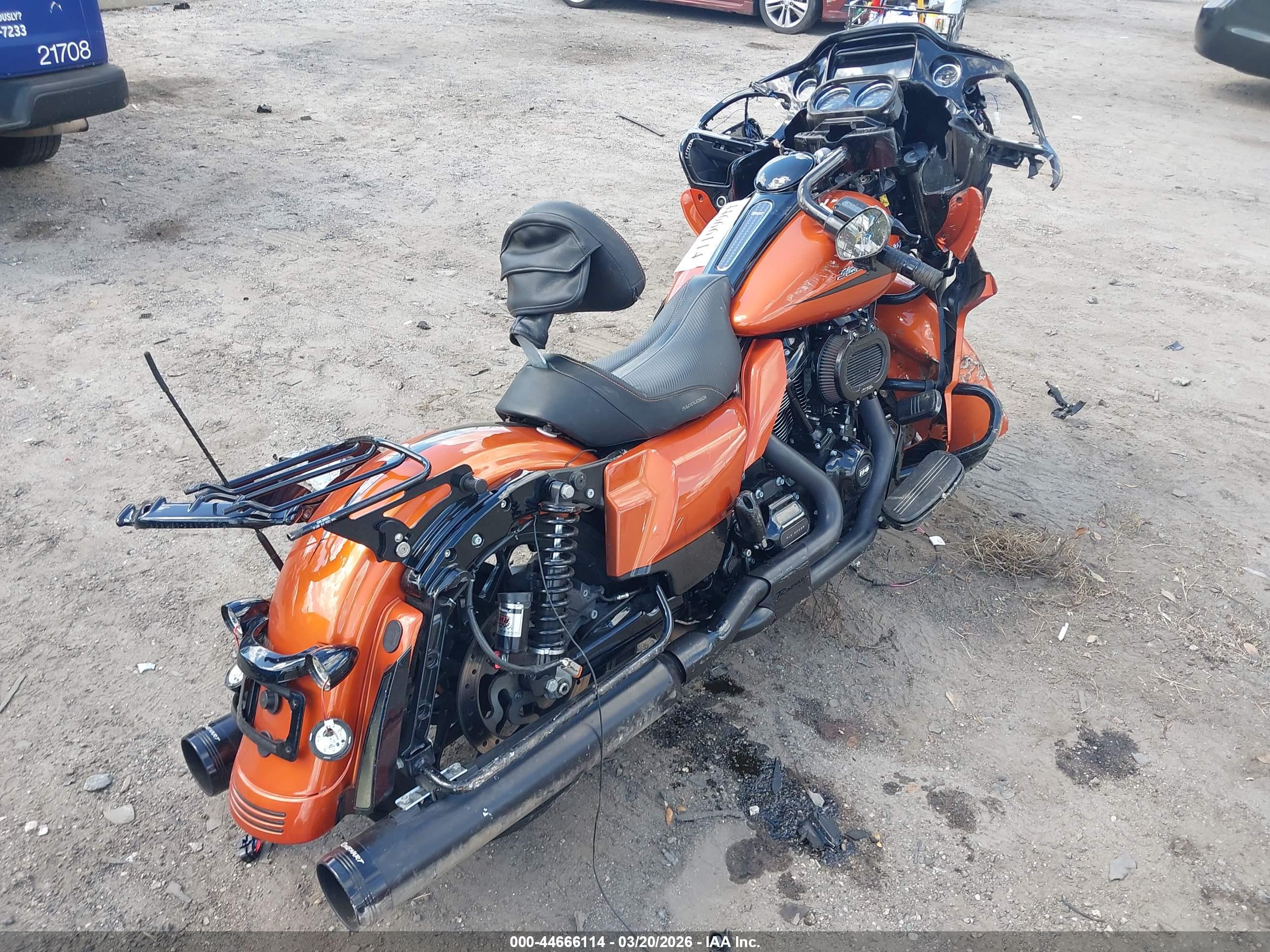 HARLEY-DAVIDSON FLTRXS image 4