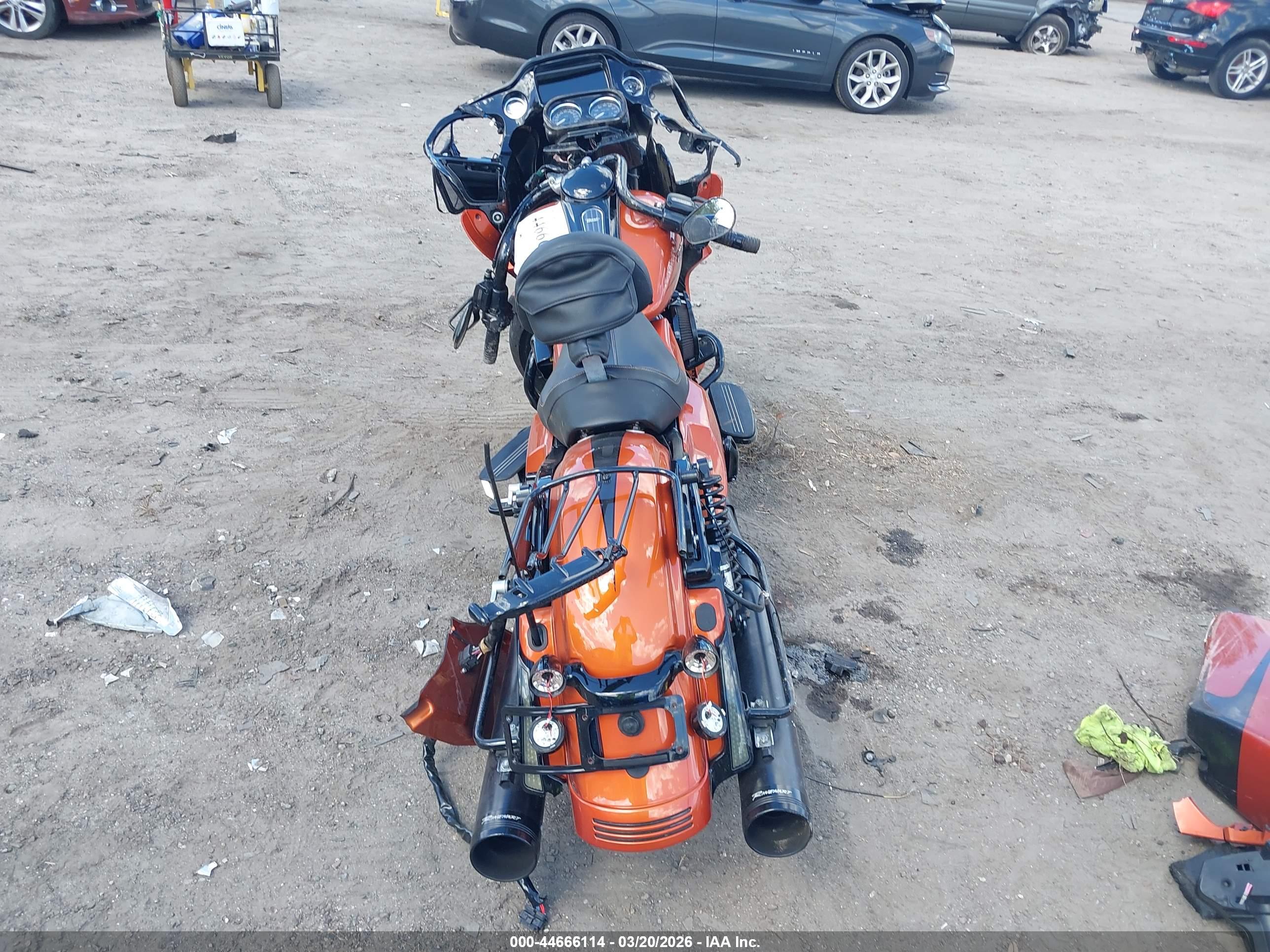 HARLEY-DAVIDSON FLTRXS image 6