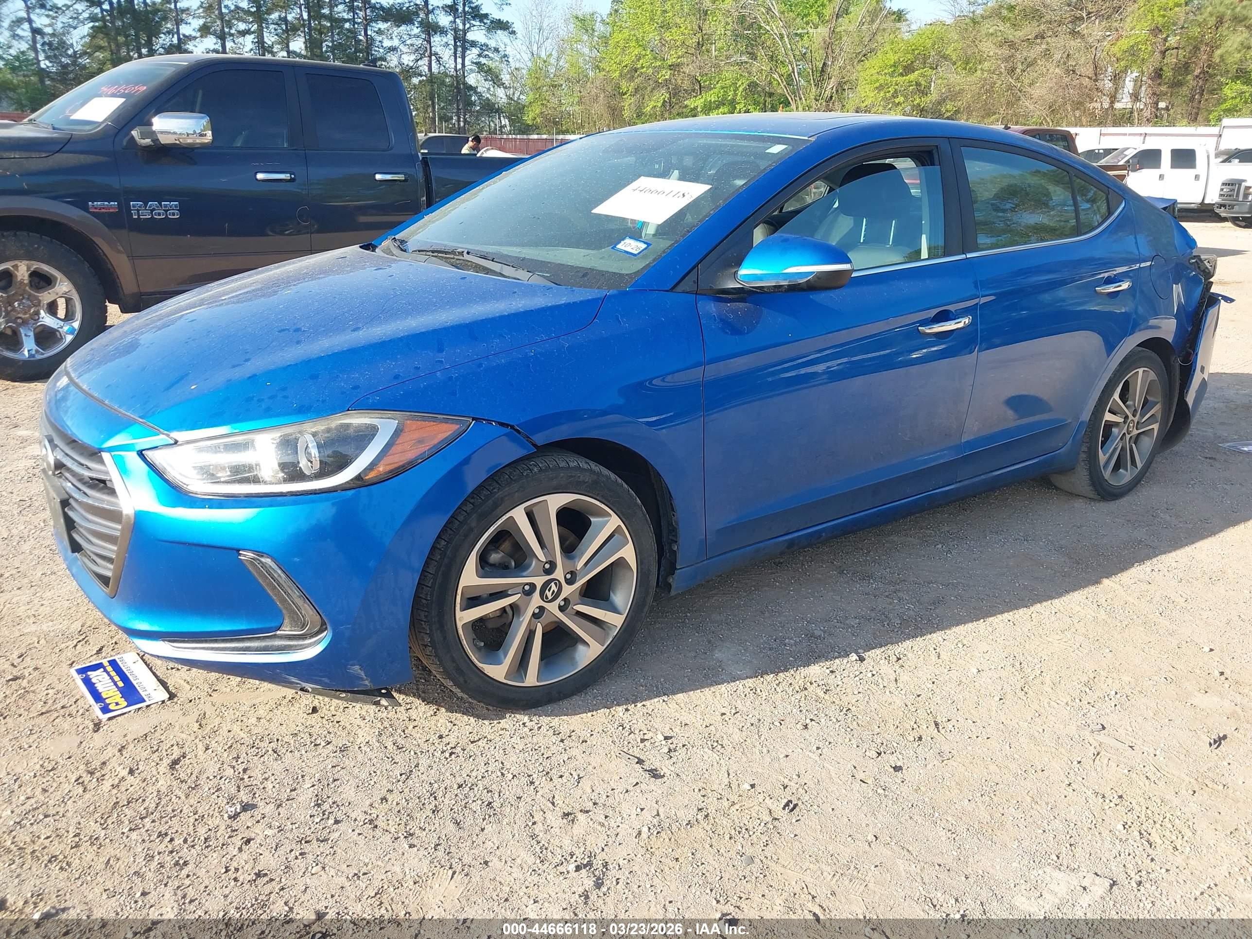 HYUNDAI ELANTRA image 2