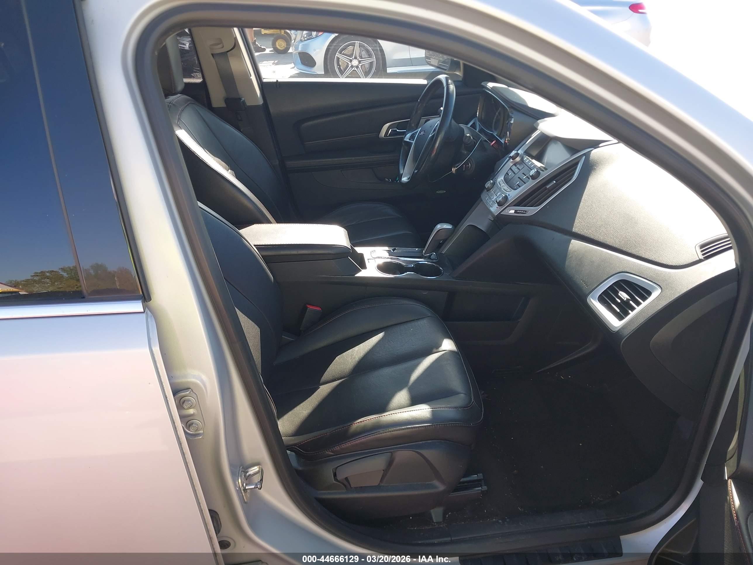 GMC TERRAIN image 5