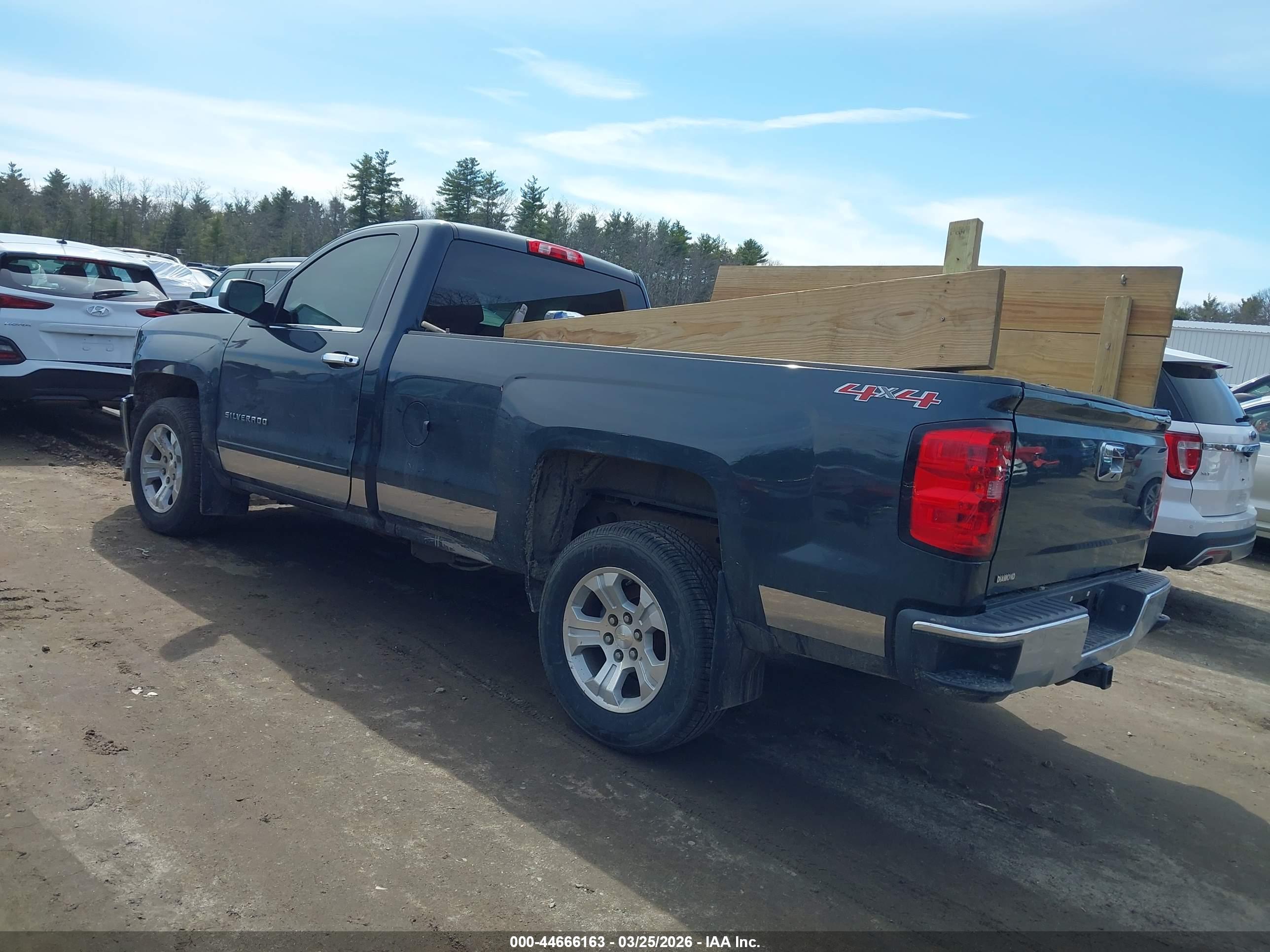 CHEVROLET SILVERADO image 3