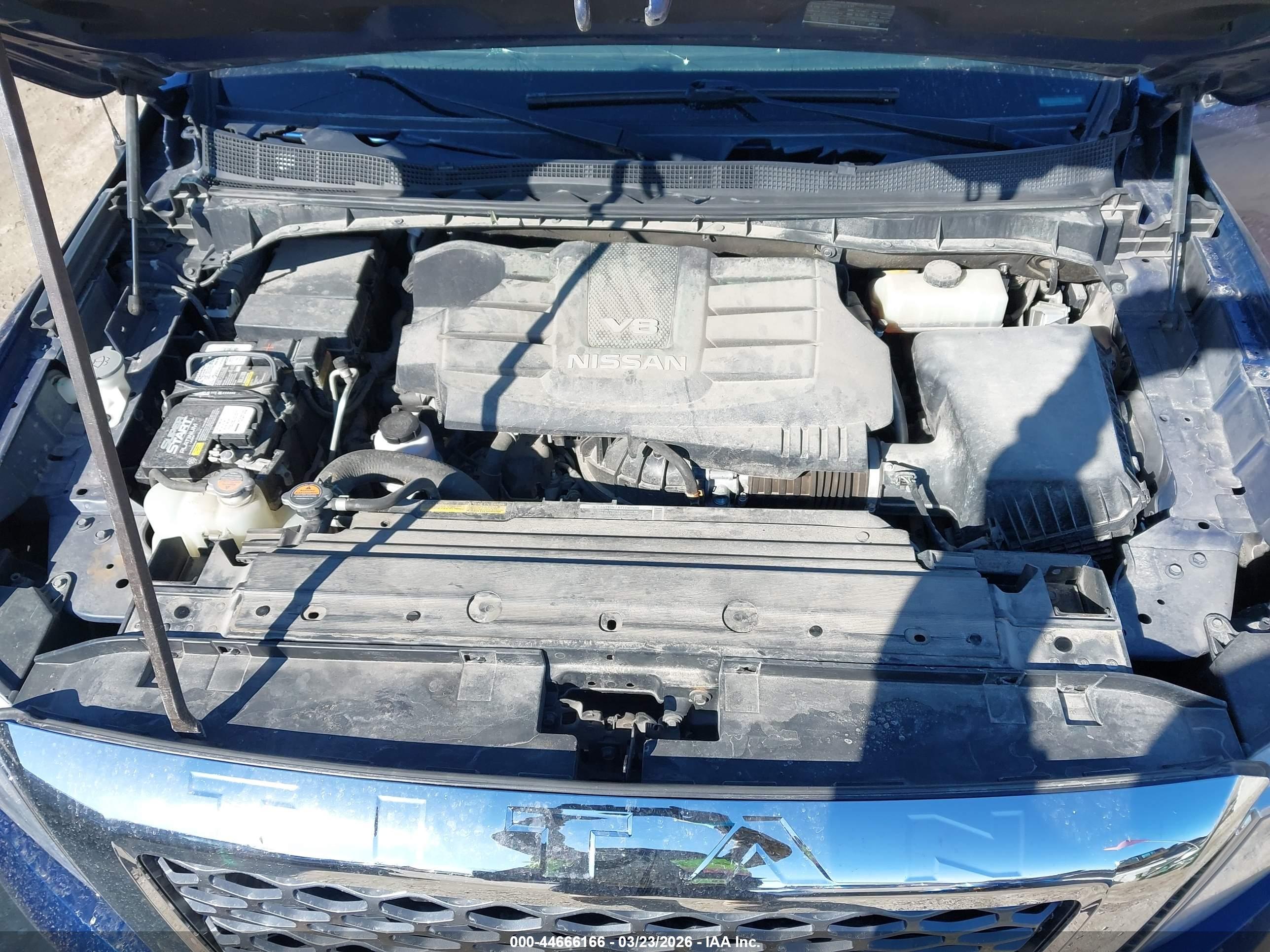 NISSAN TITAN image 10