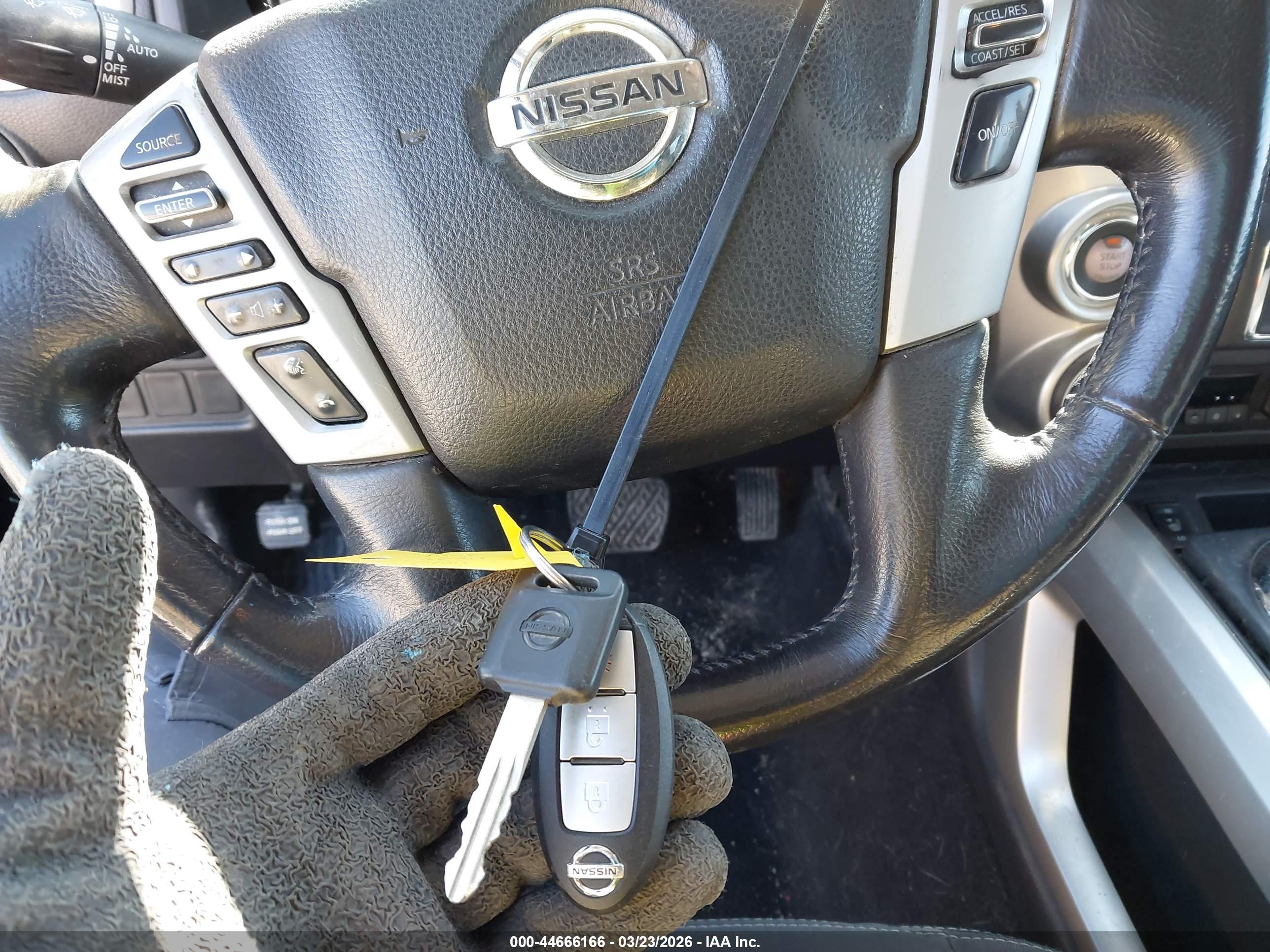 NISSAN TITAN image 11
