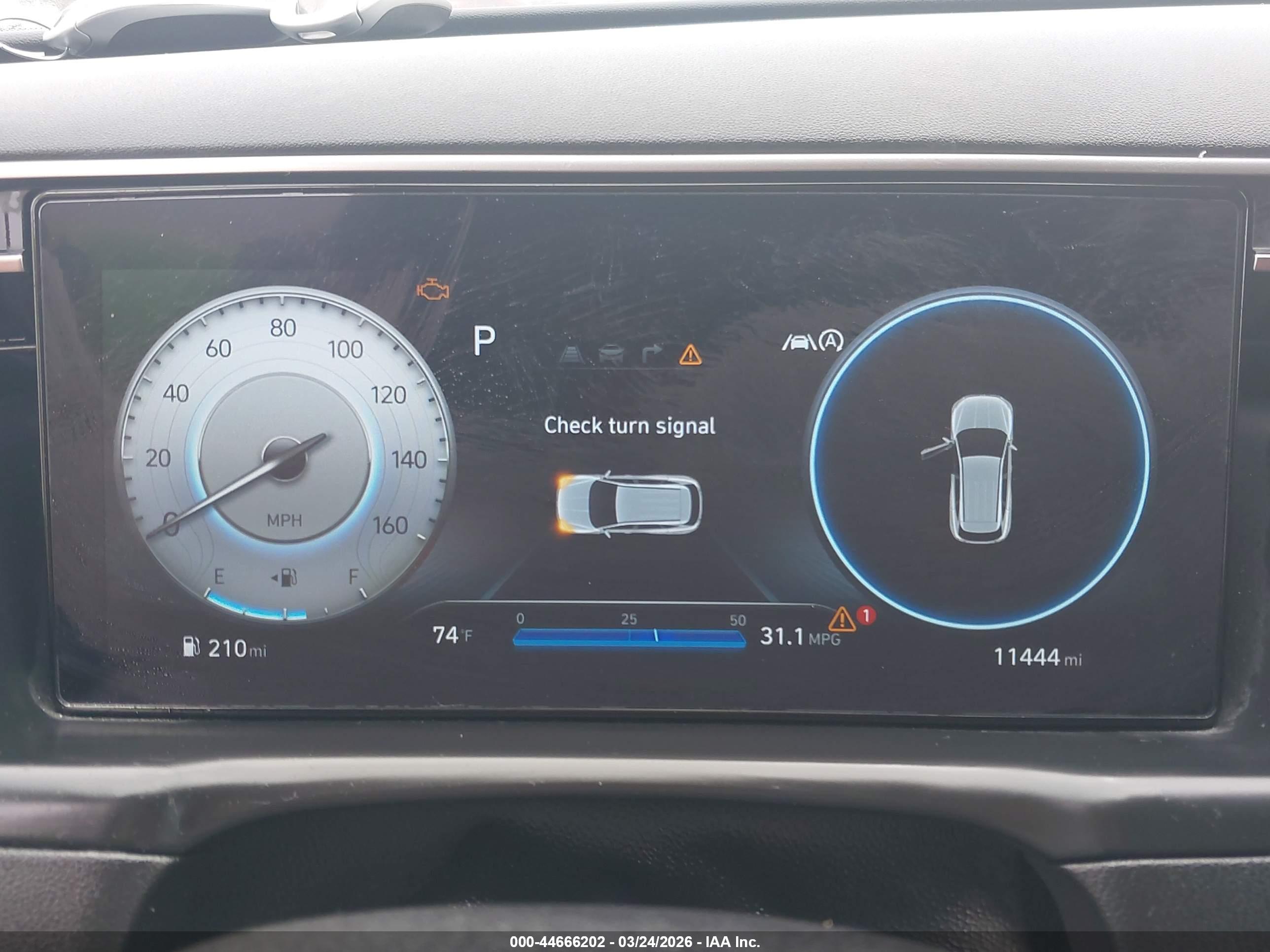 HYUNDAI TUCSON image 7