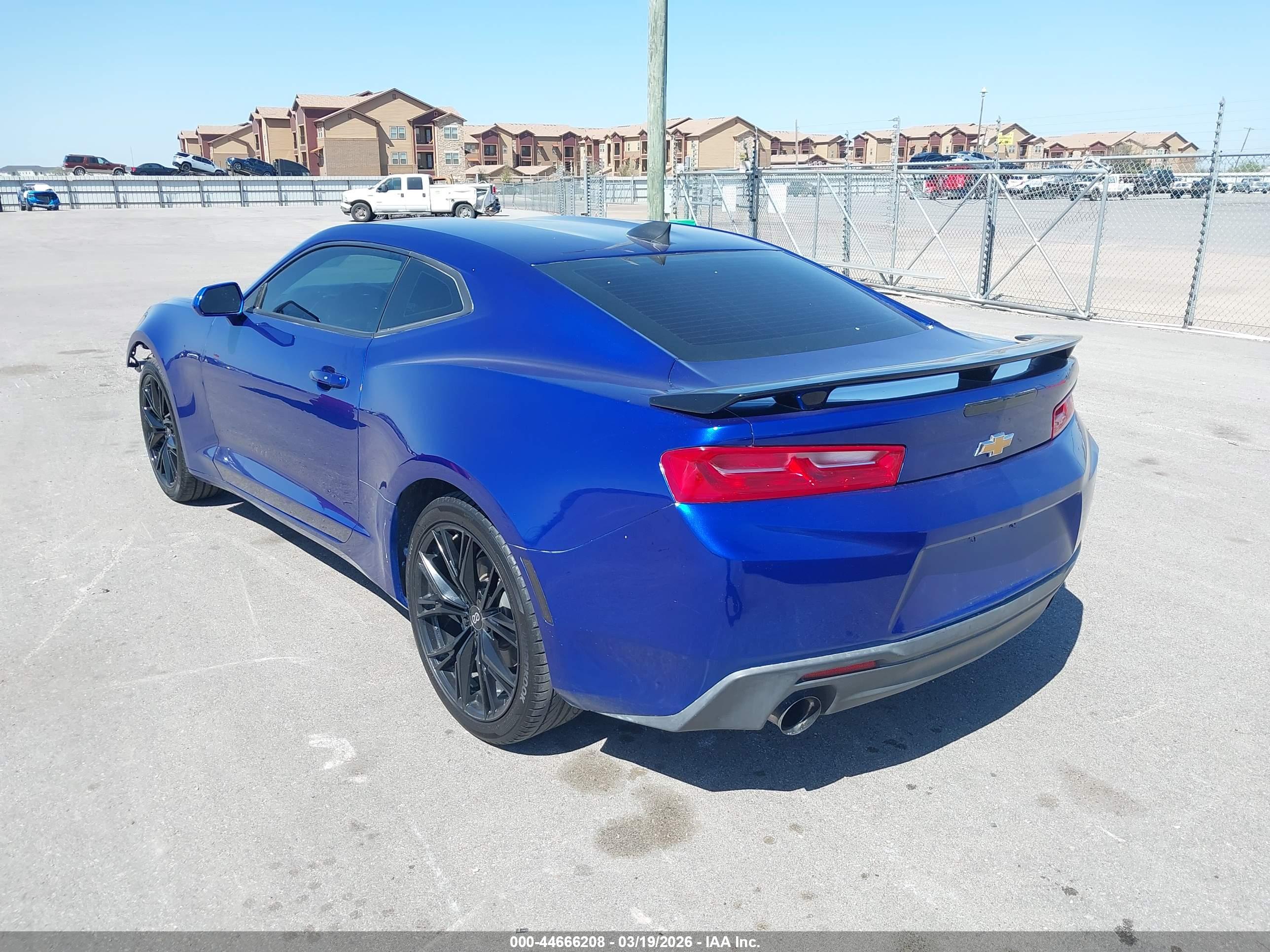 CHEVROLET CAMARO image 3