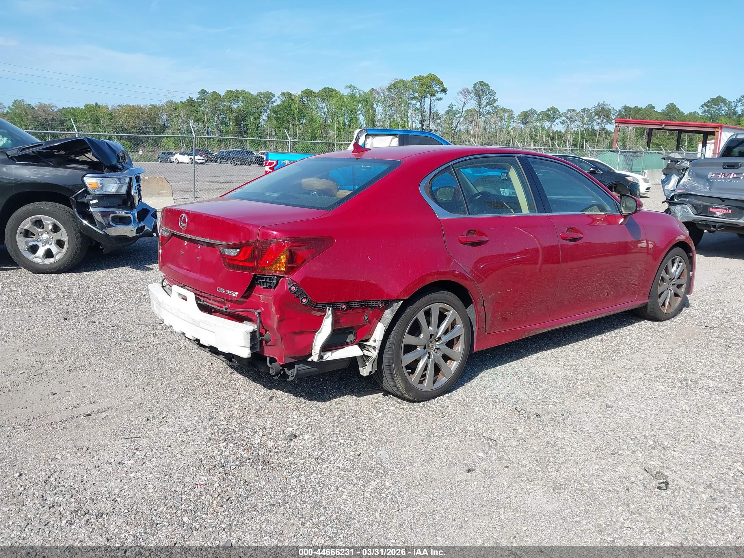 LEXUS GS image 4