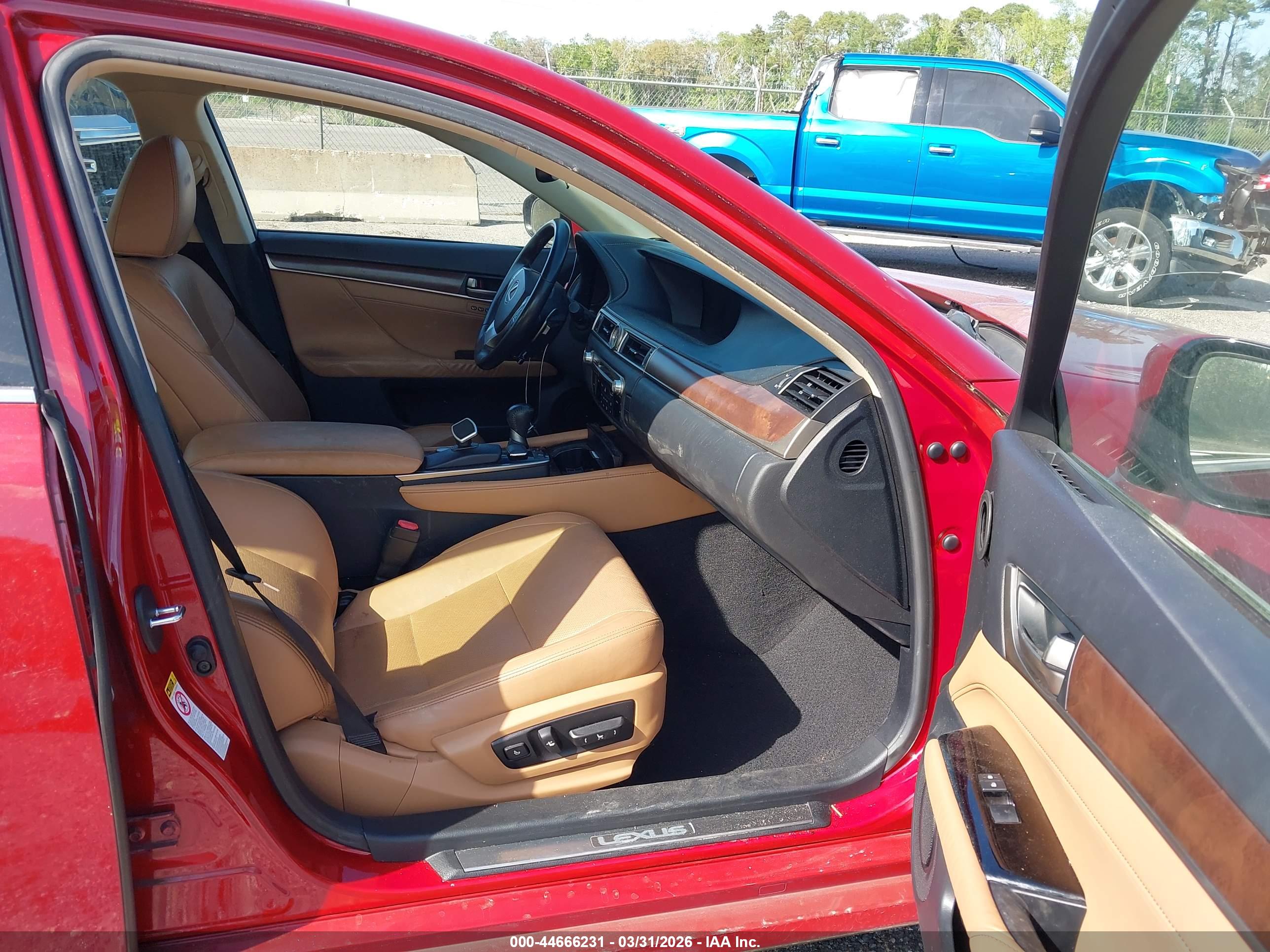 LEXUS GS image 5