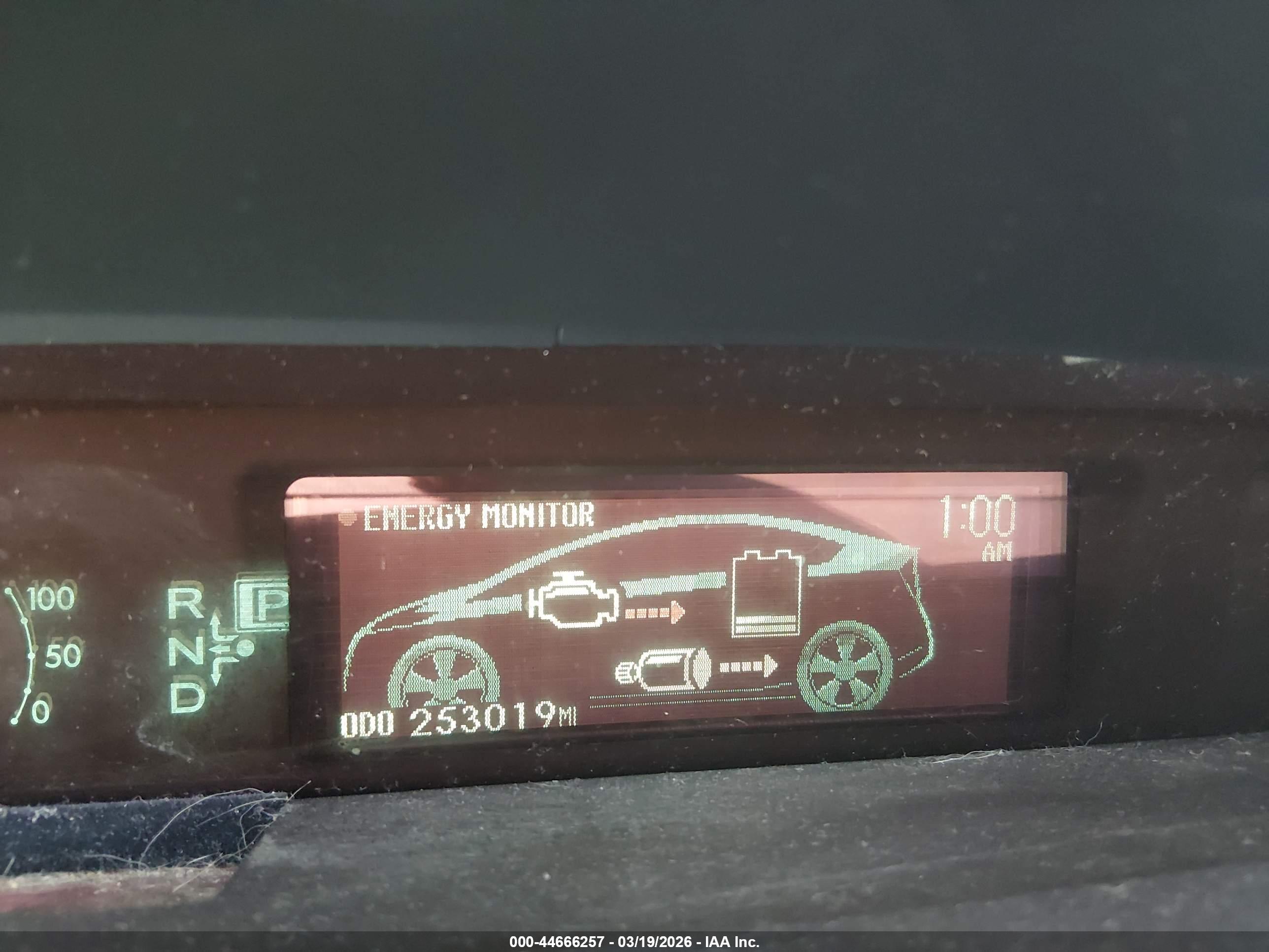 TOYOTA PRIUS image 7