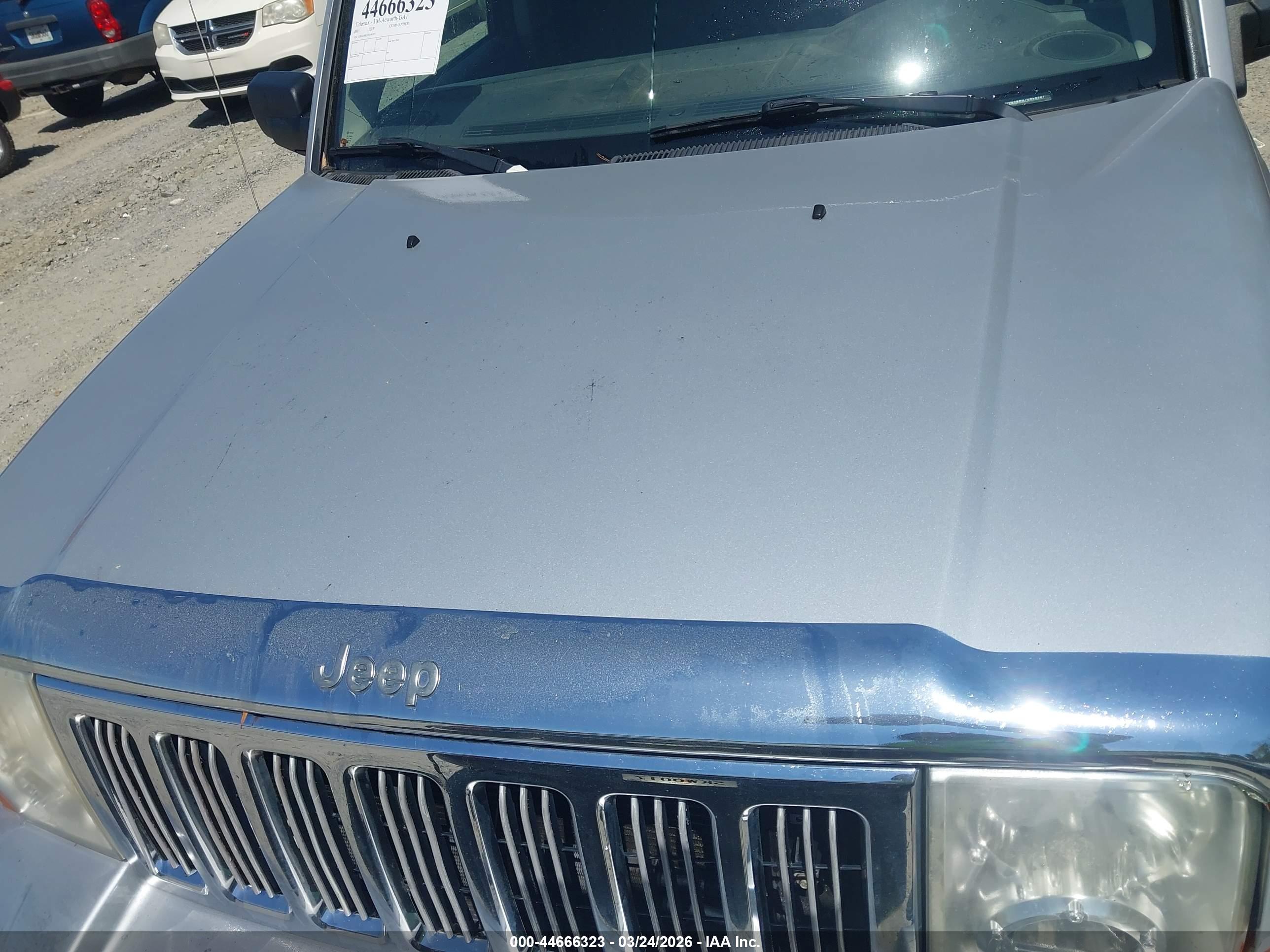JEEP COMMANDER image 10