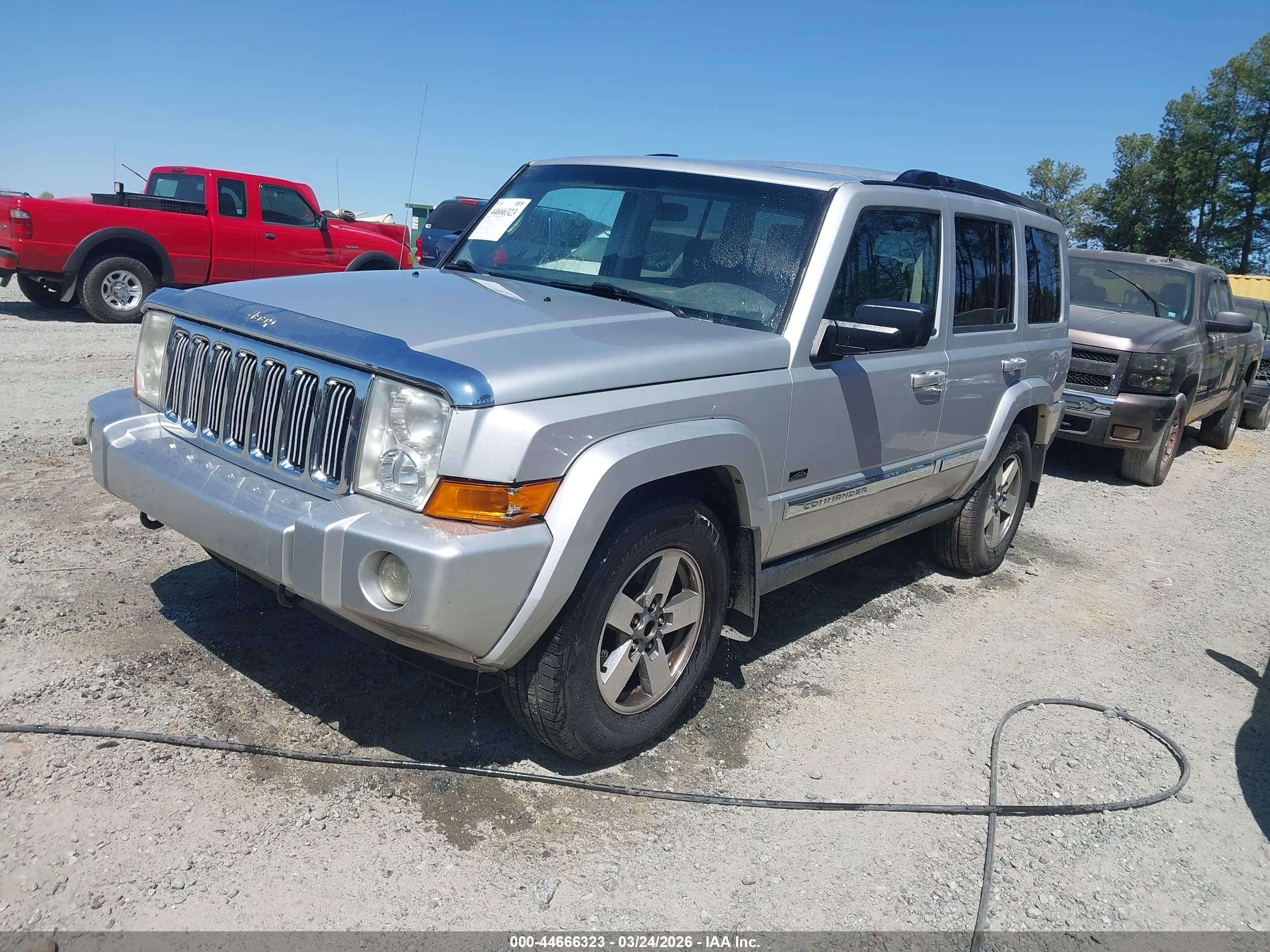 JEEP COMMANDER image 2