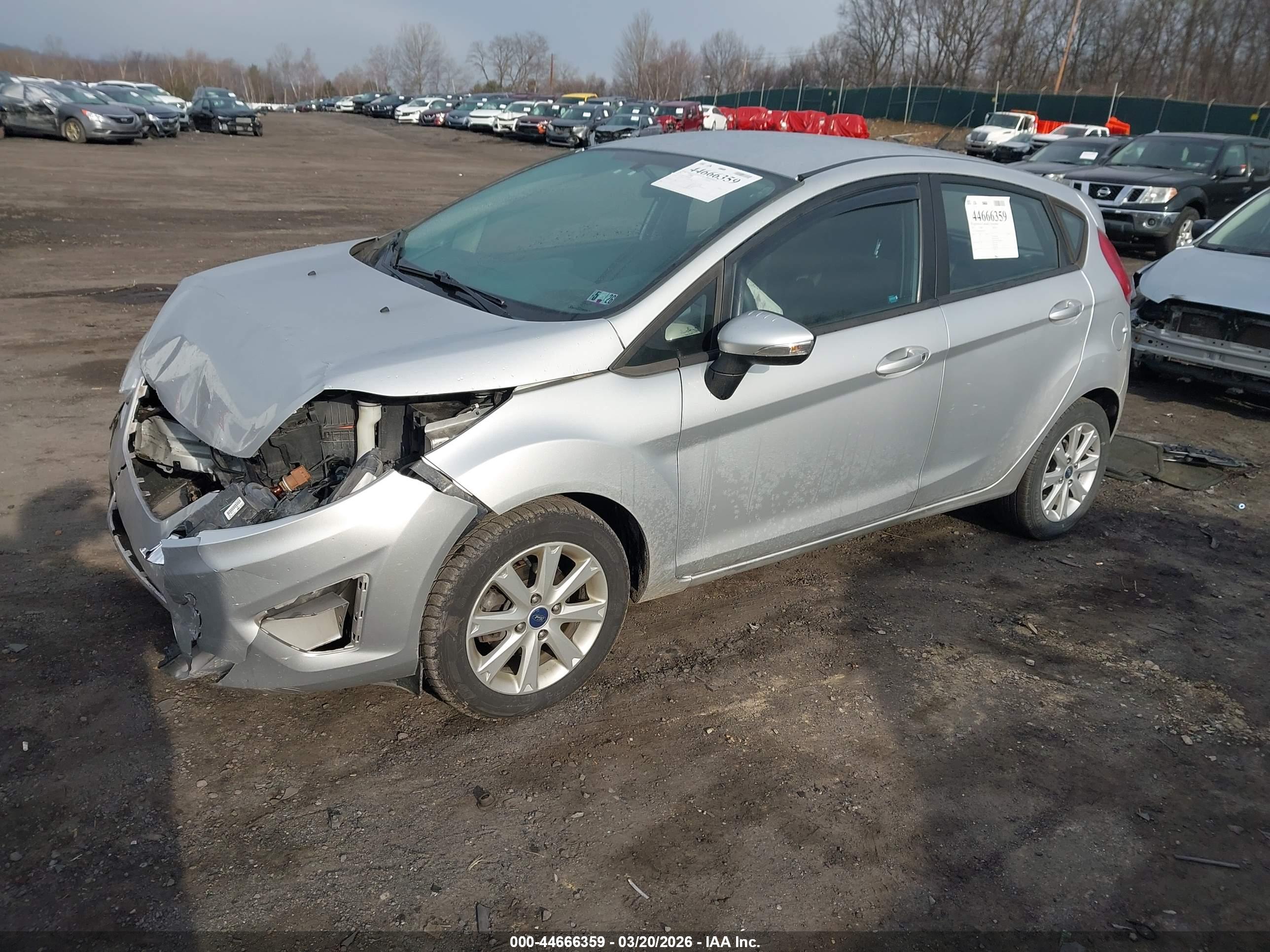 FORD FIESTA image 2