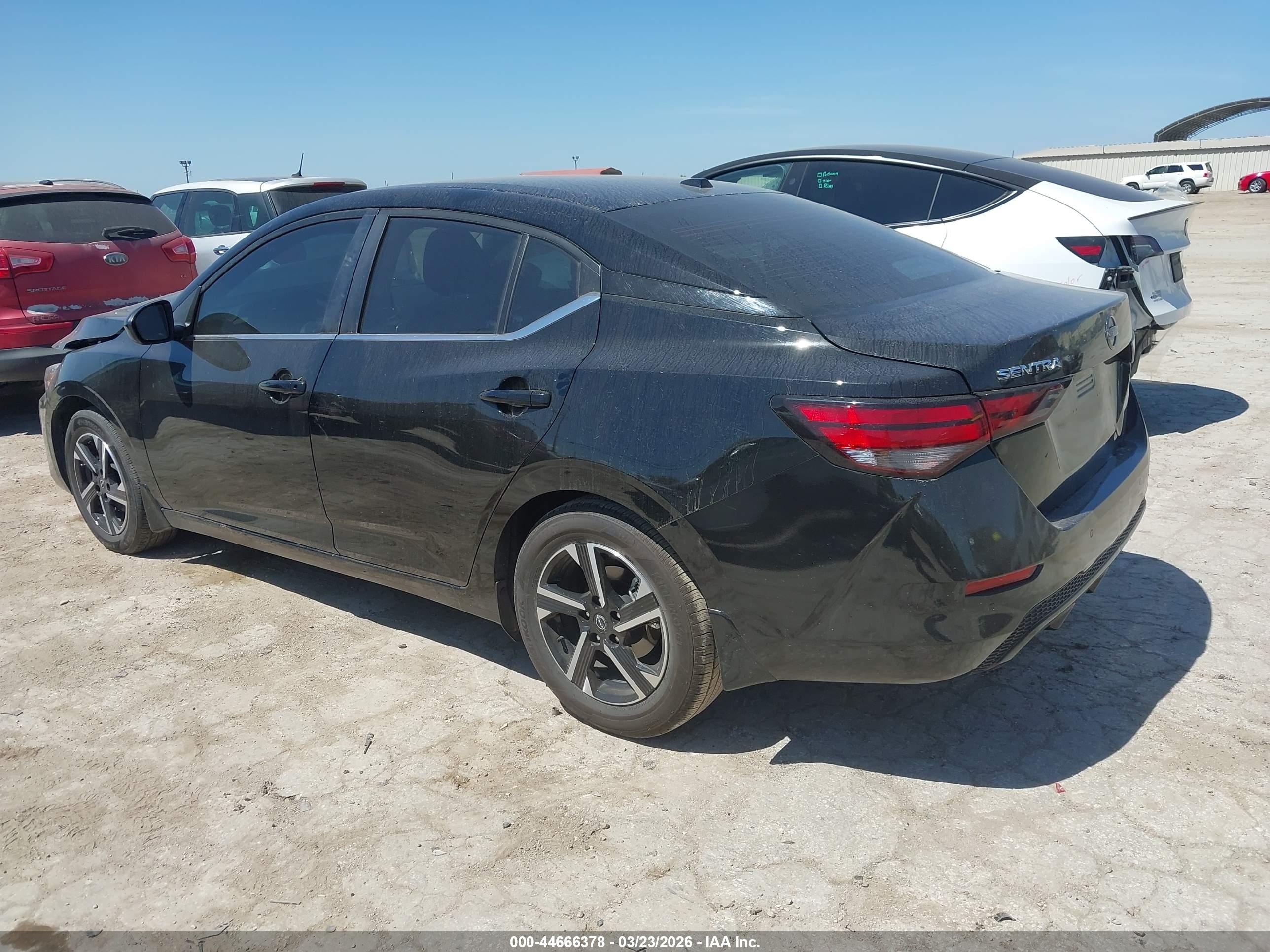 NISSAN SENTRA image 3