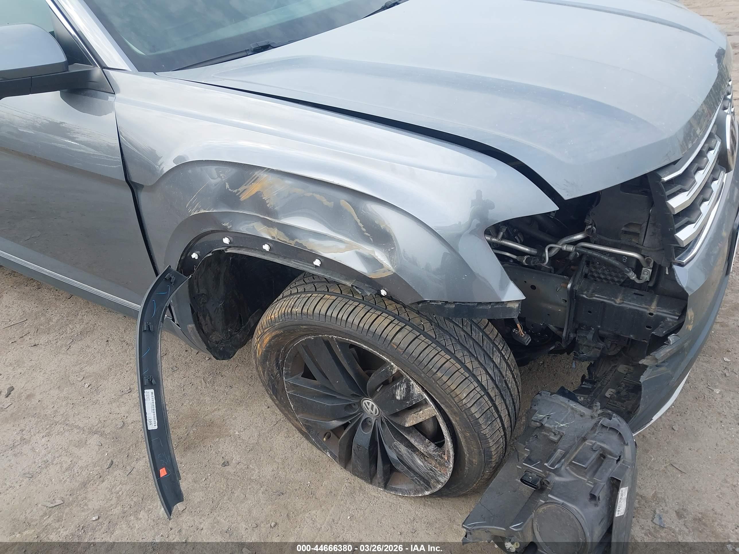 VOLKSWAGEN ATLAS image 6