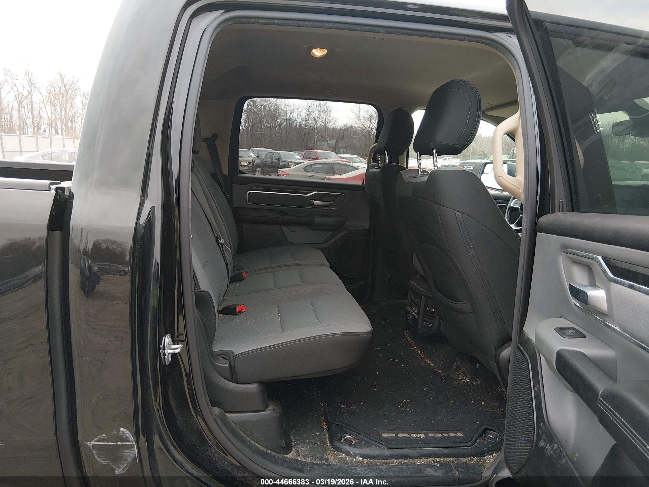 RAM 1500 image 8
