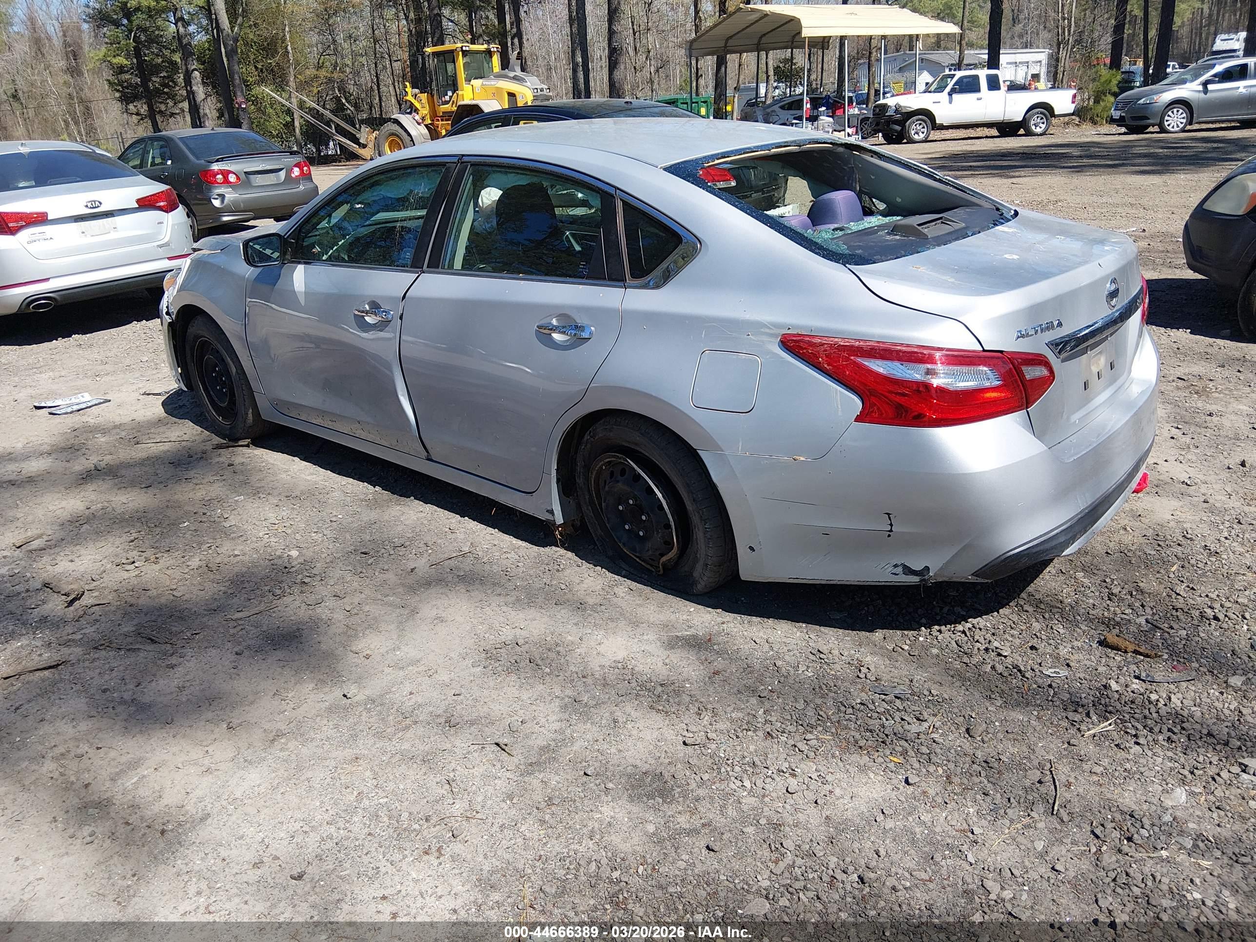 NISSAN ALTIMA image 3