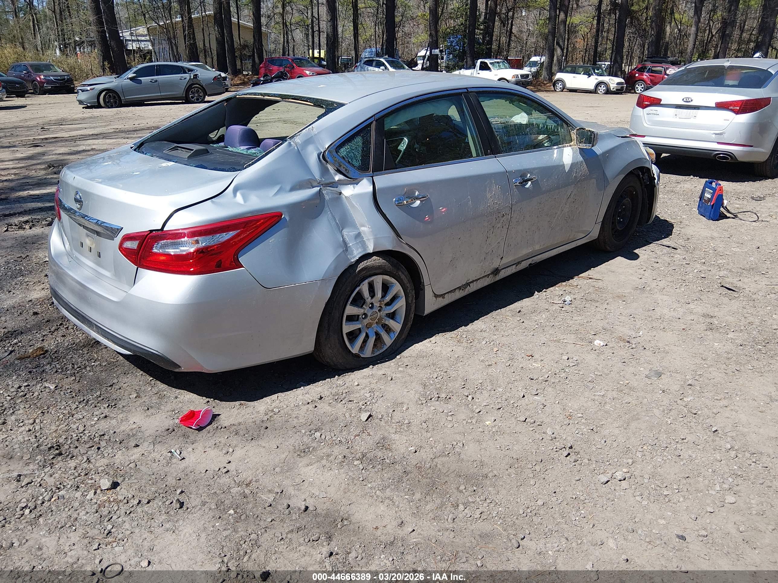NISSAN ALTIMA image 4