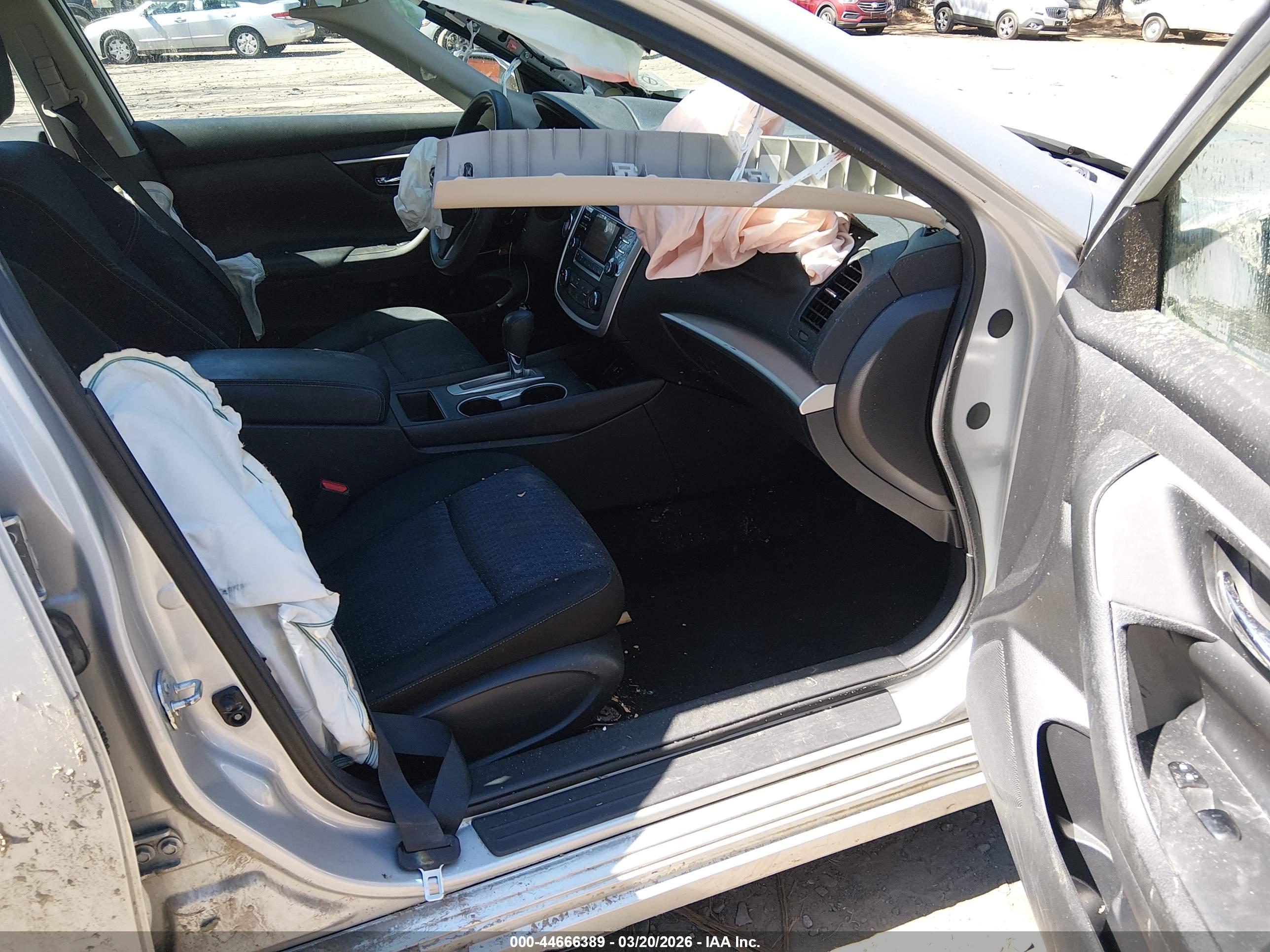 NISSAN ALTIMA image 5