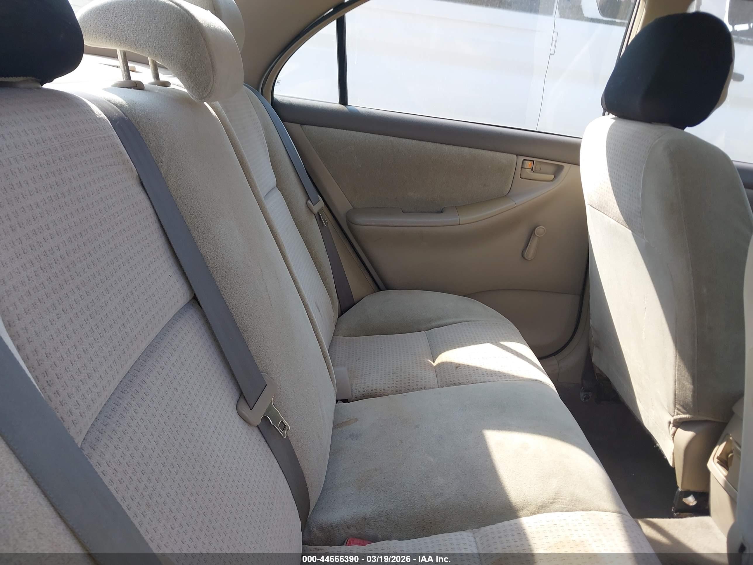 TOYOTA COROLLA image 8