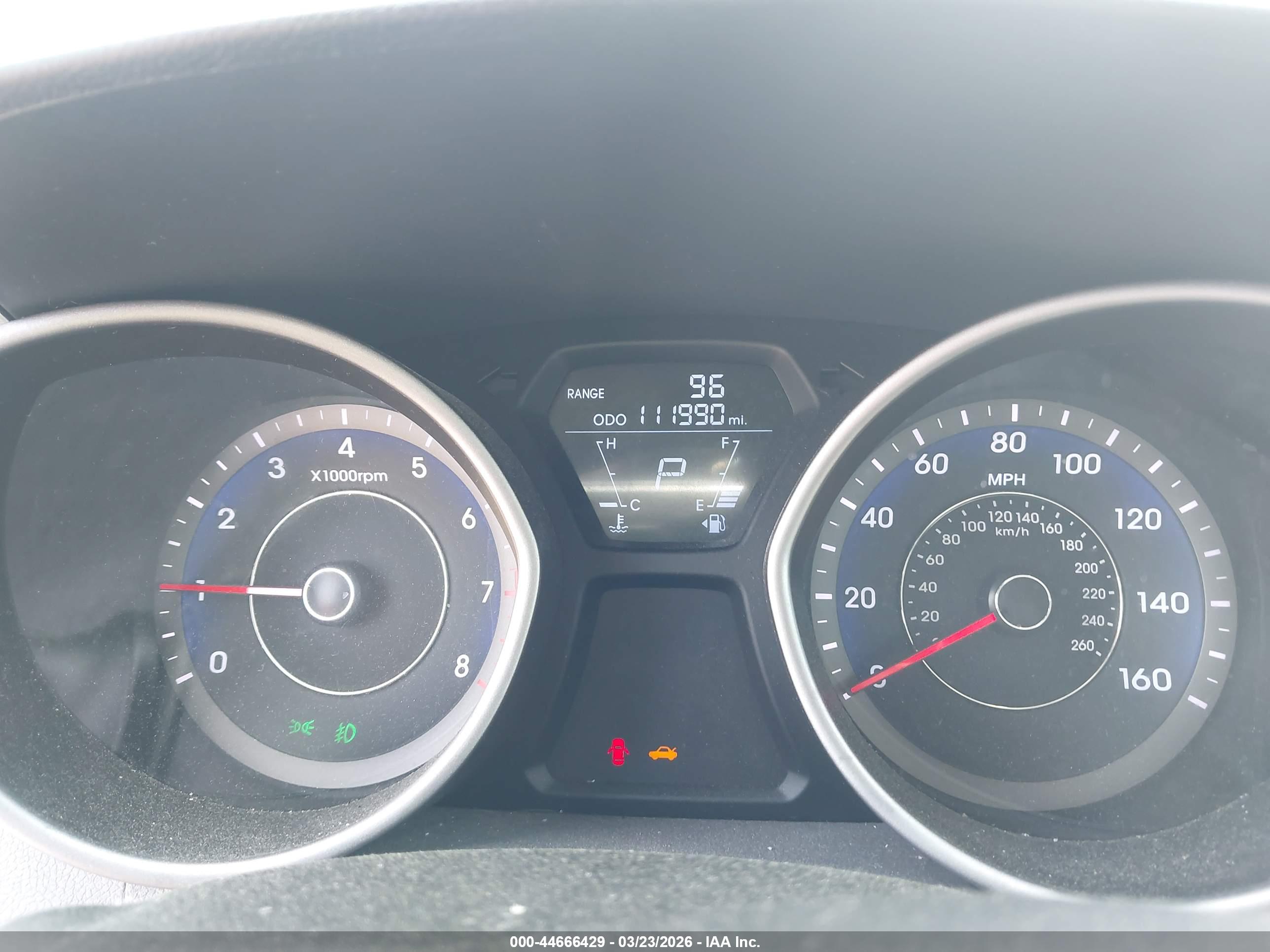 HYUNDAI ELANTRA image 7