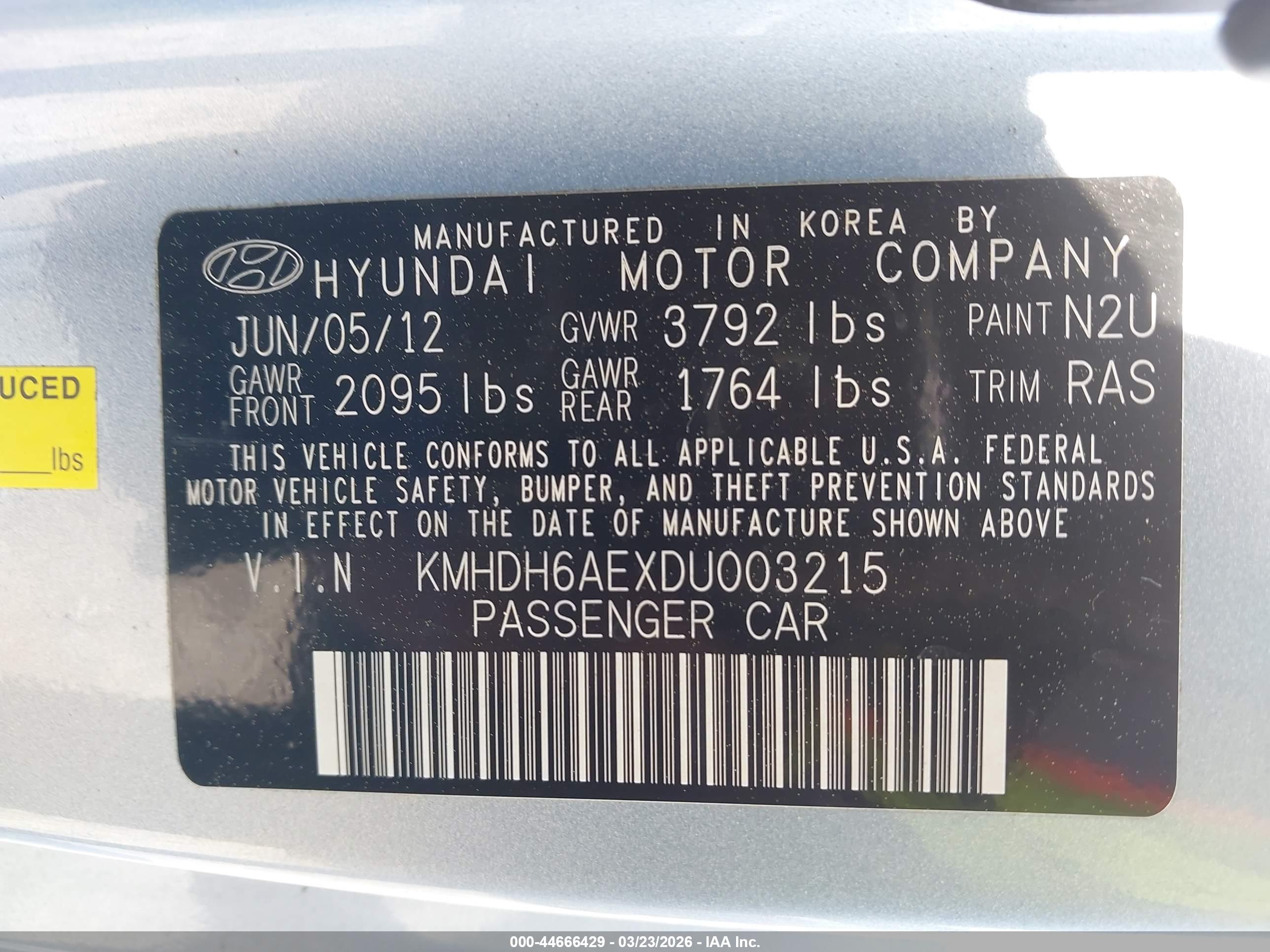 HYUNDAI ELANTRA image 9