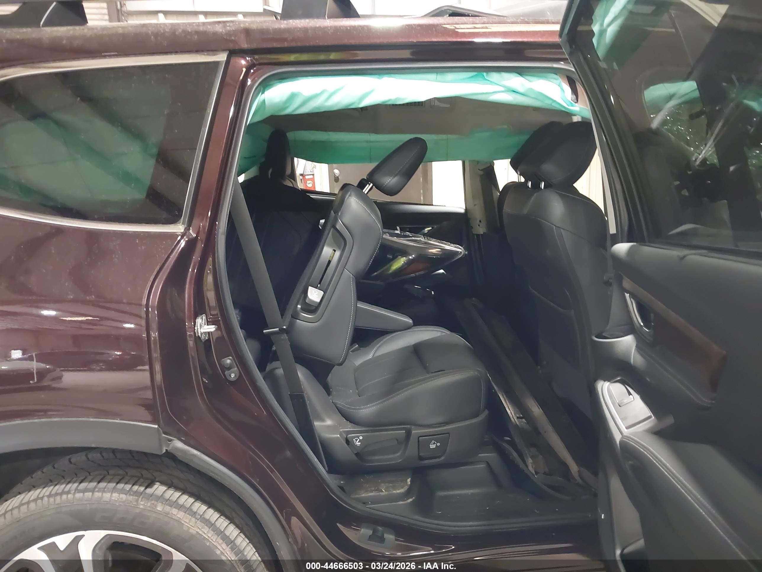 SUBARU ASCENT image 8
