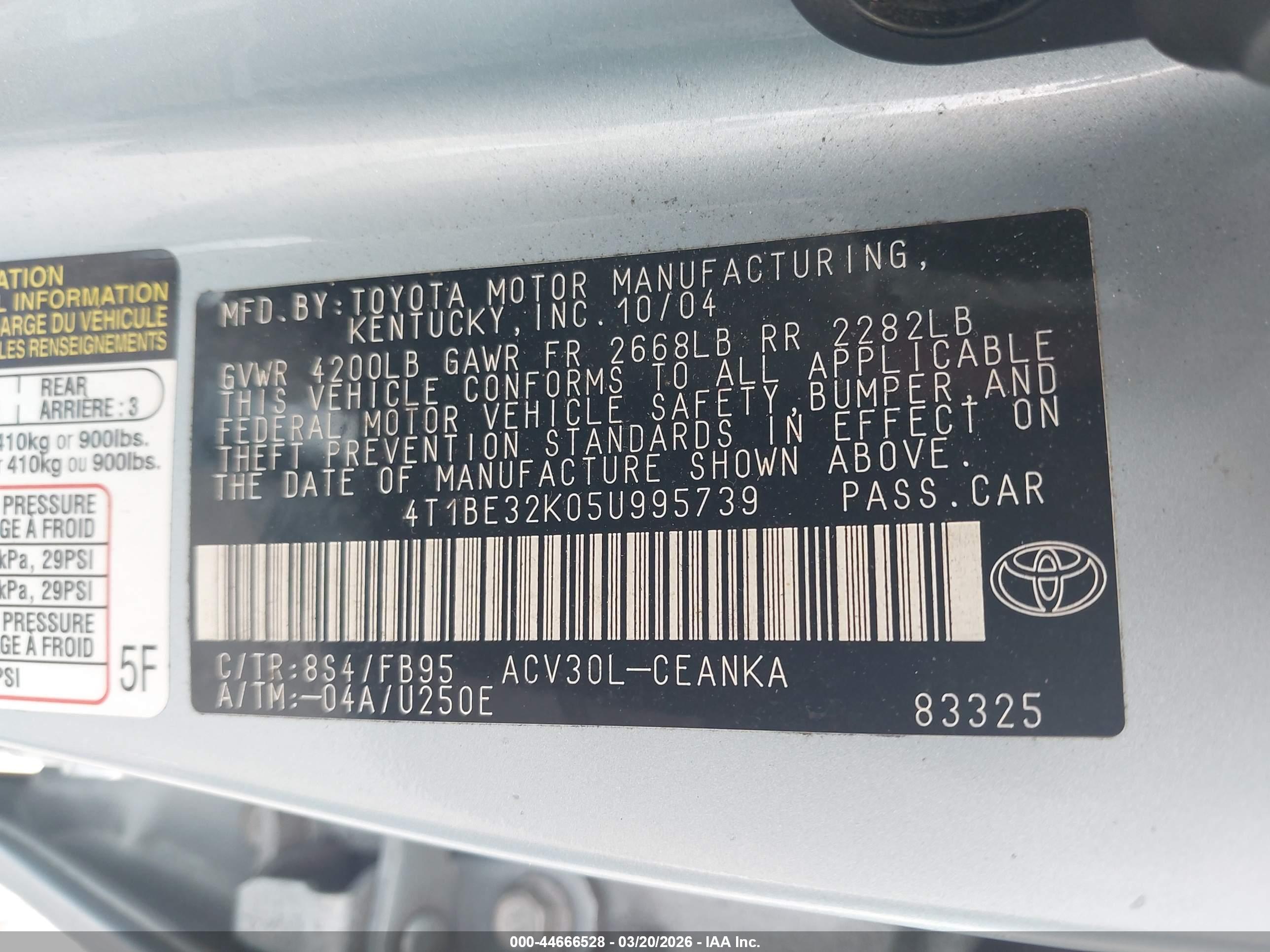 TOYOTA CAMRY image 9
