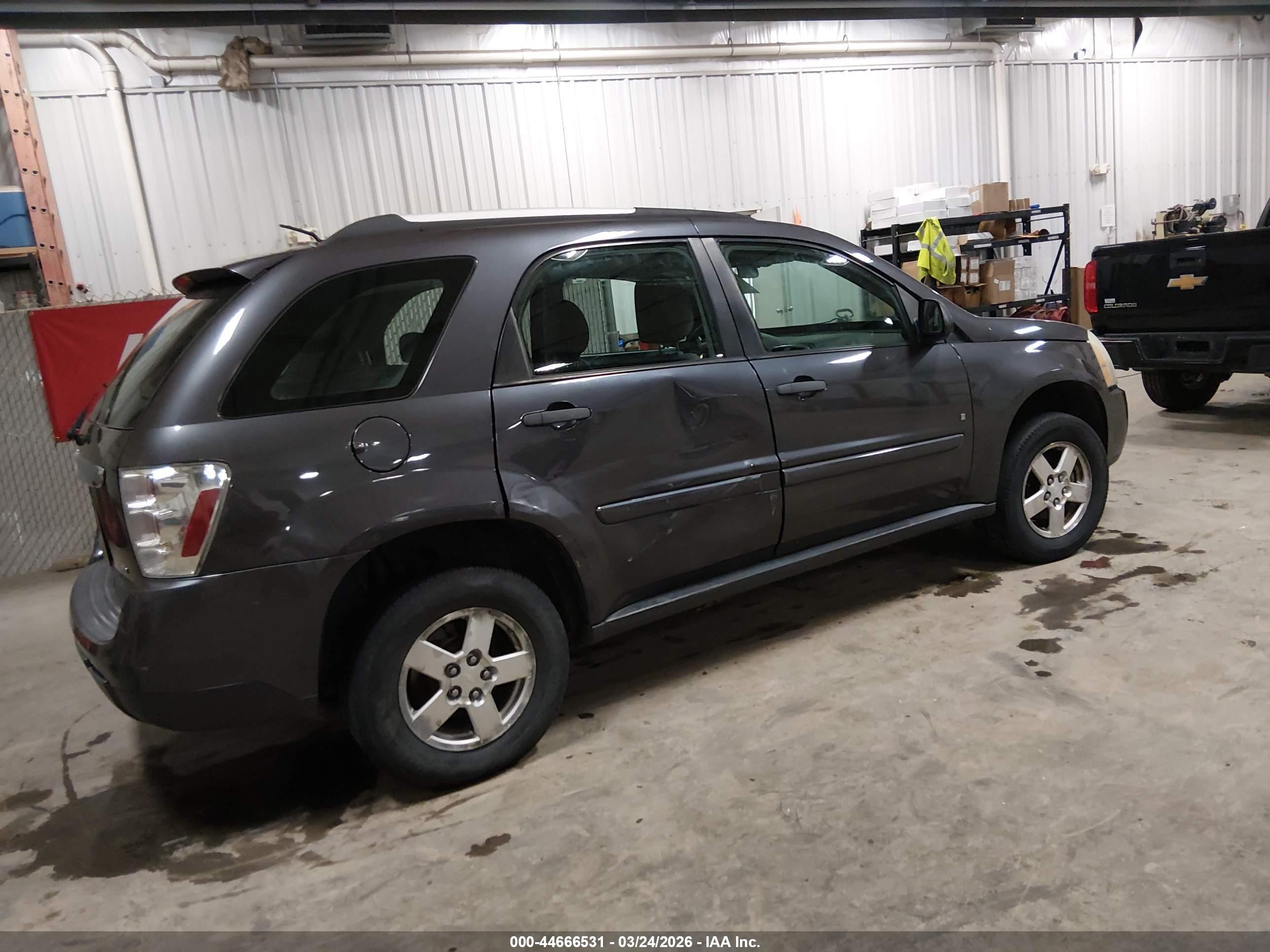 CHEVROLET EQUINOX image 4
