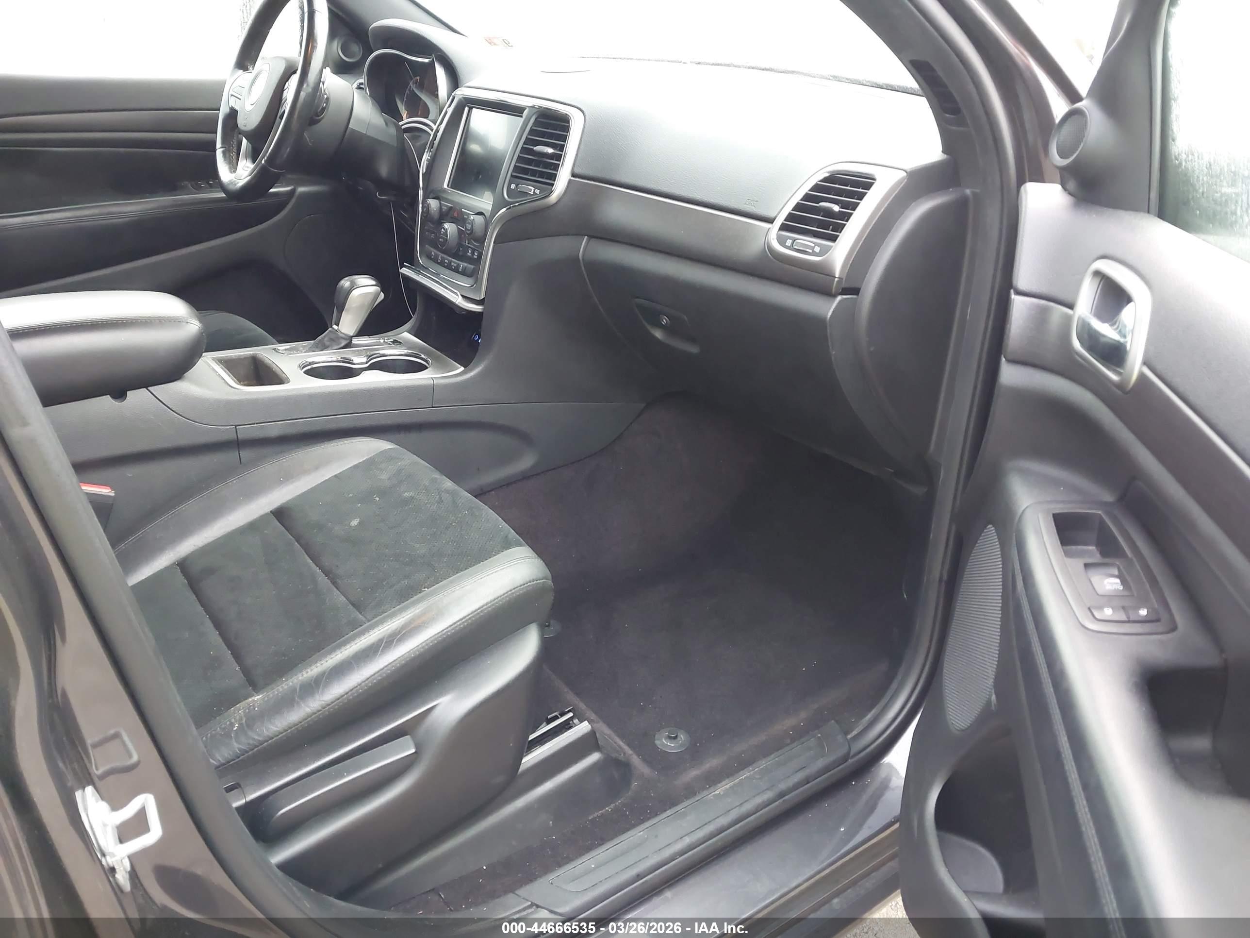 JEEP GRAND image 5