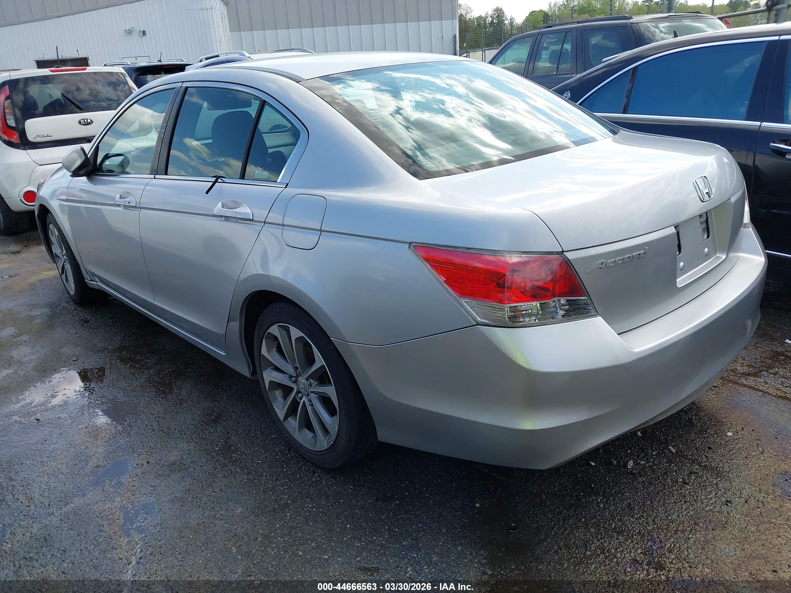 HONDA ACCORD image 3