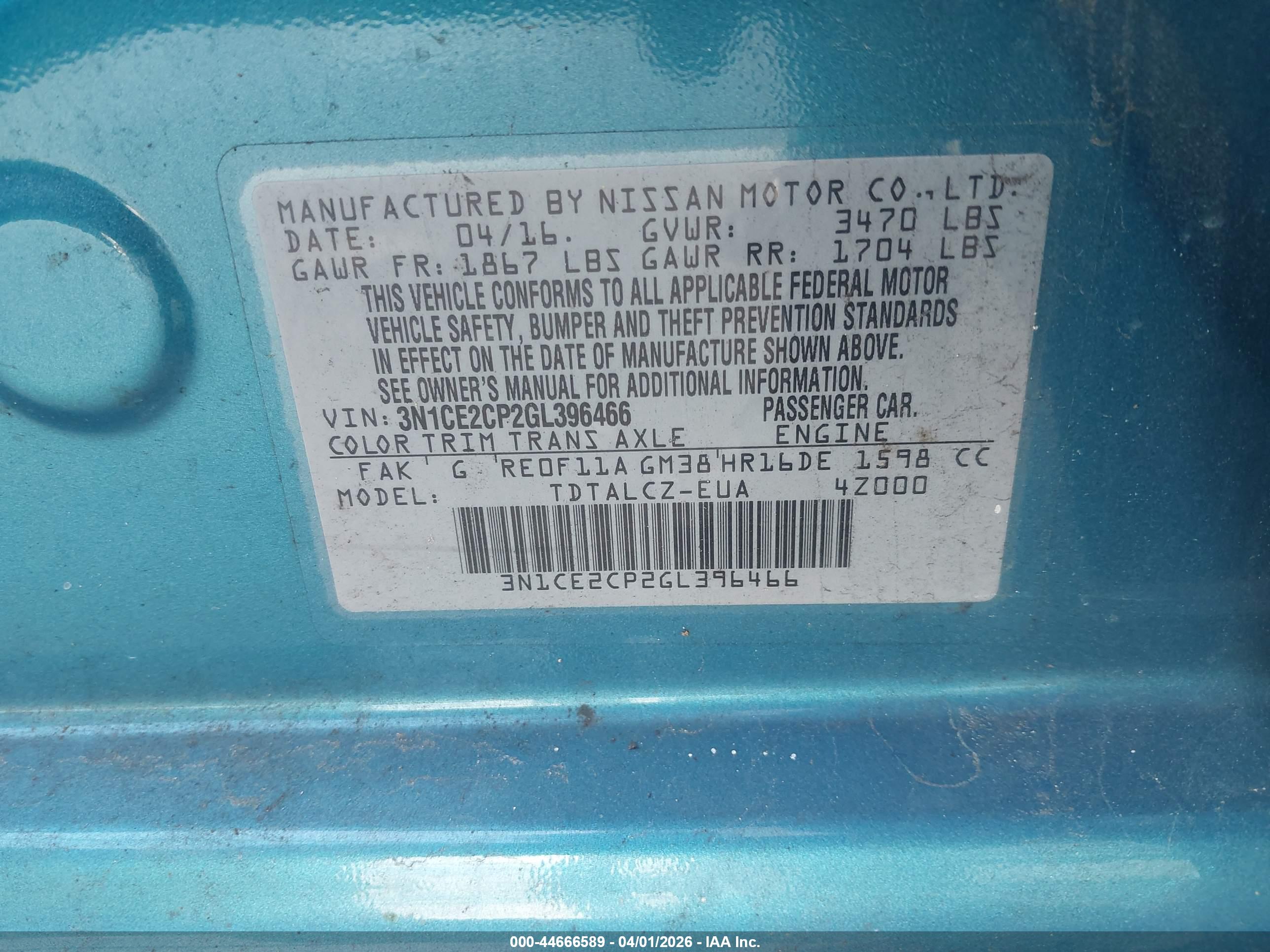 NISSAN VERSA image 9