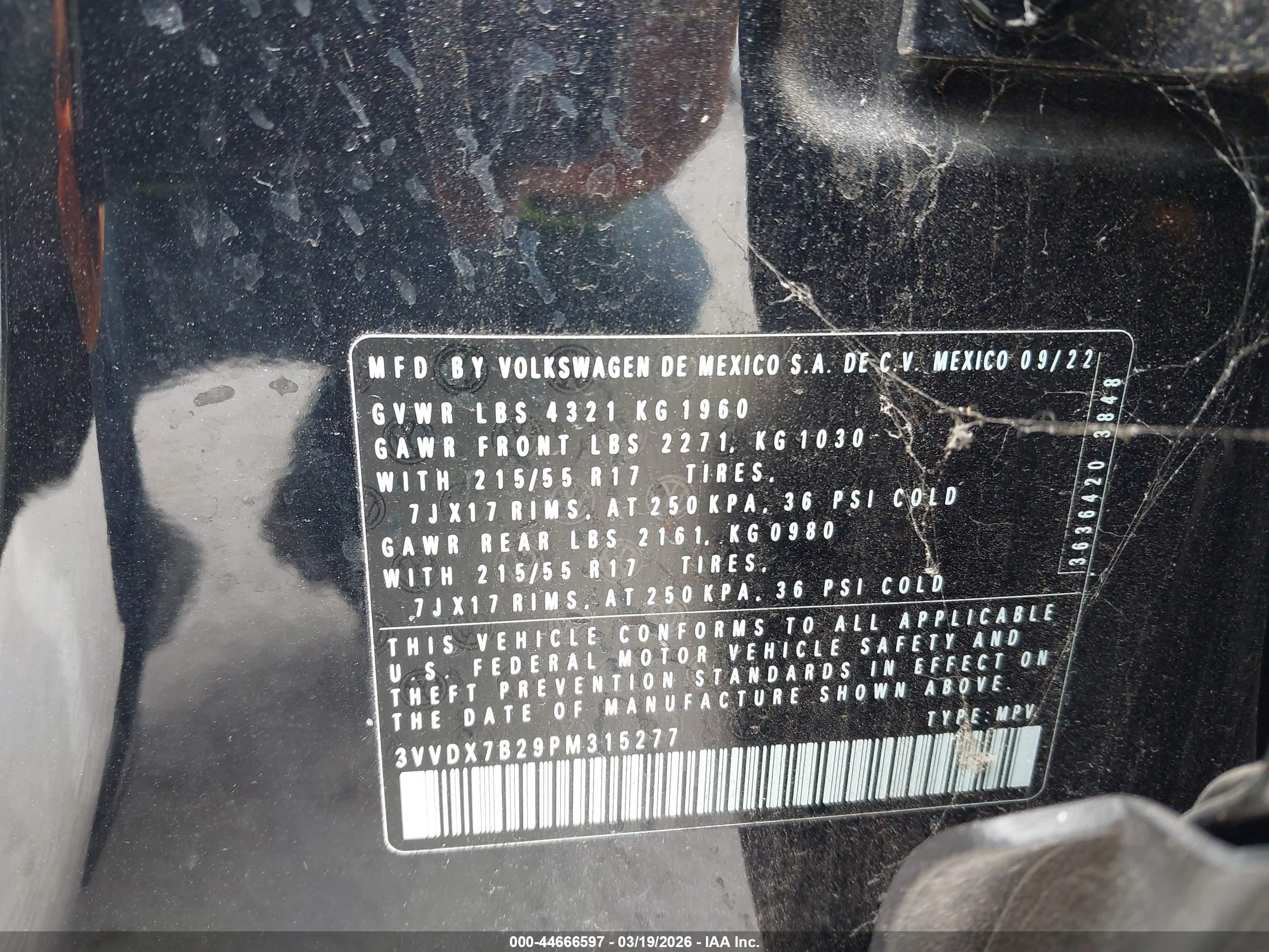VOLKSWAGEN TAOS image 9