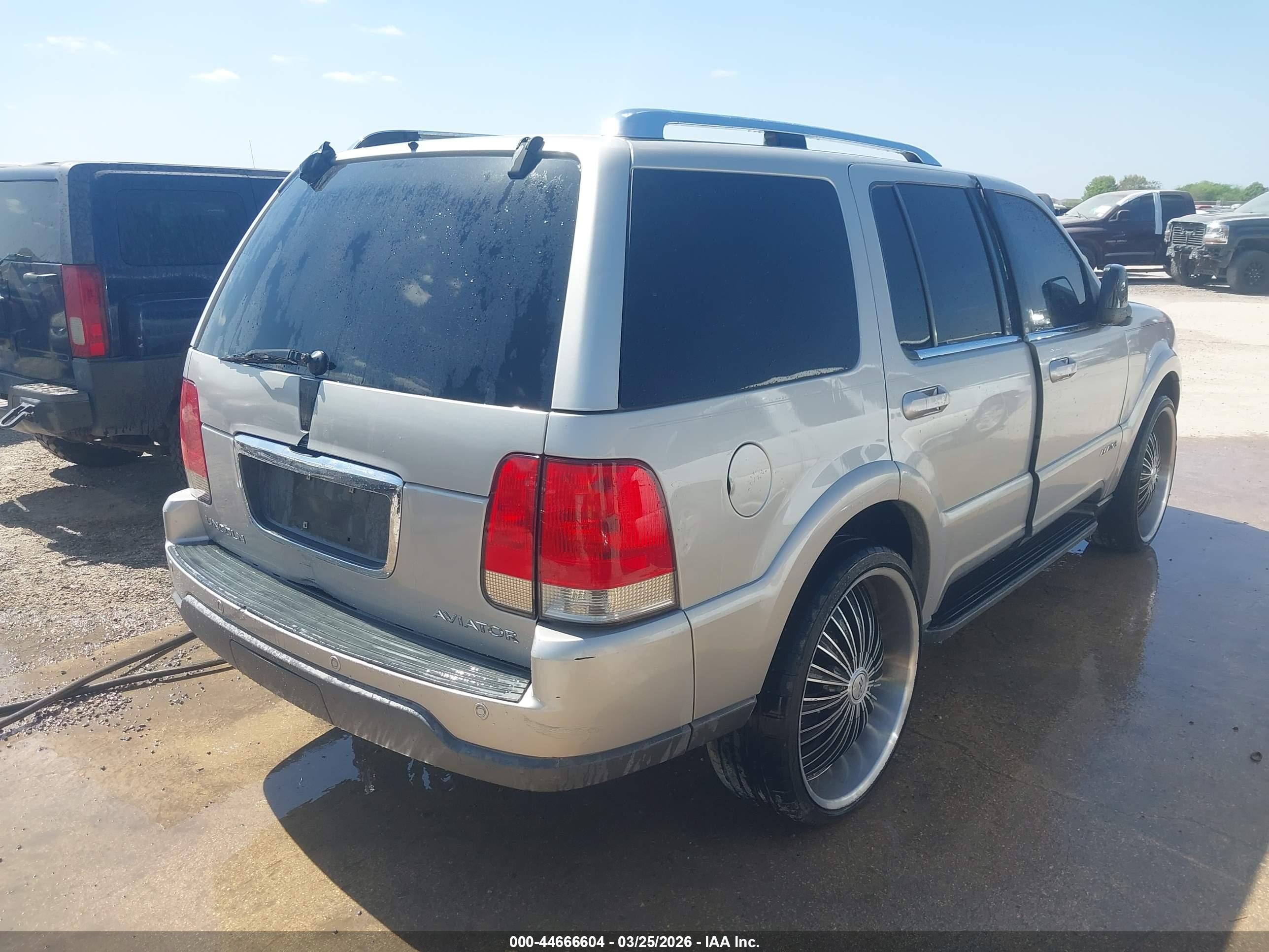 LINCOLN AVIATOR image 4