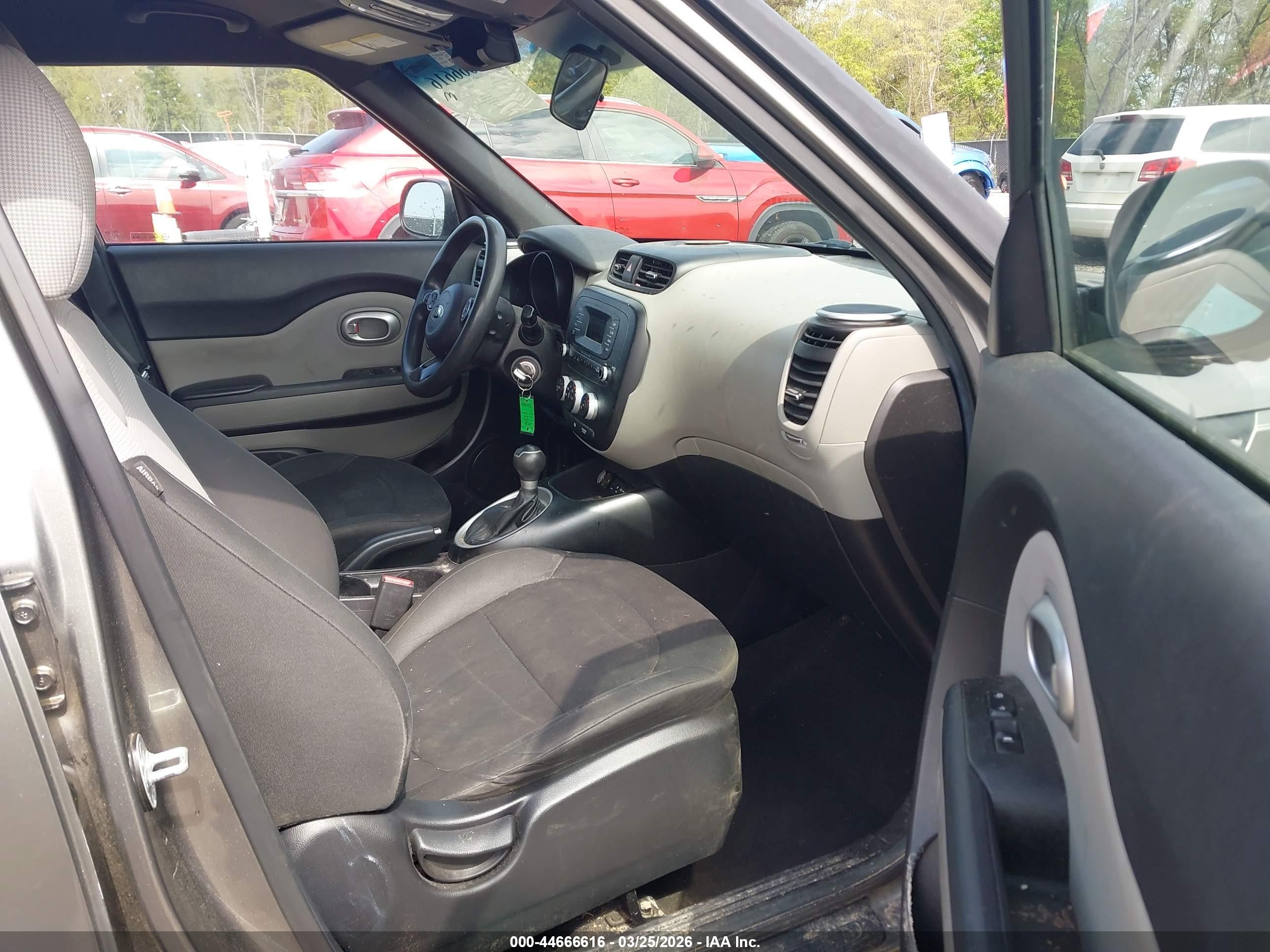 KIA SOUL image 5