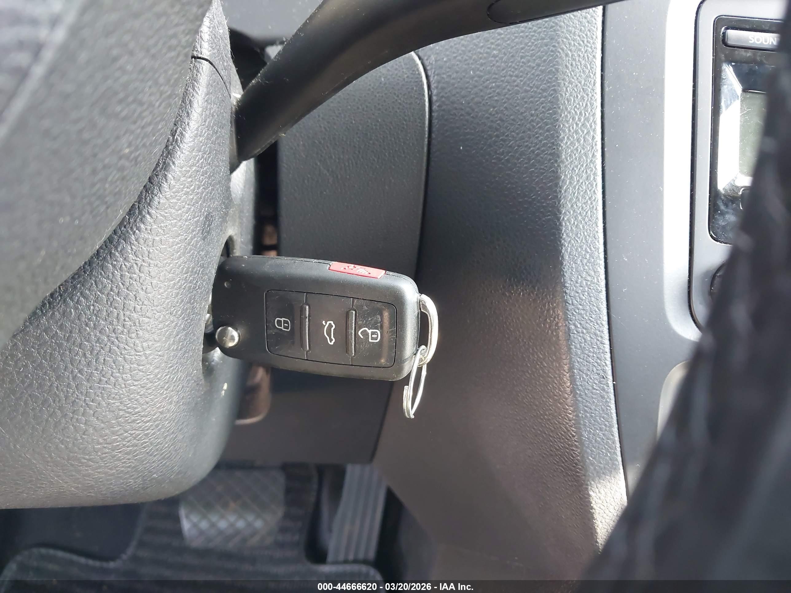 VOLKSWAGEN JETTA image 11